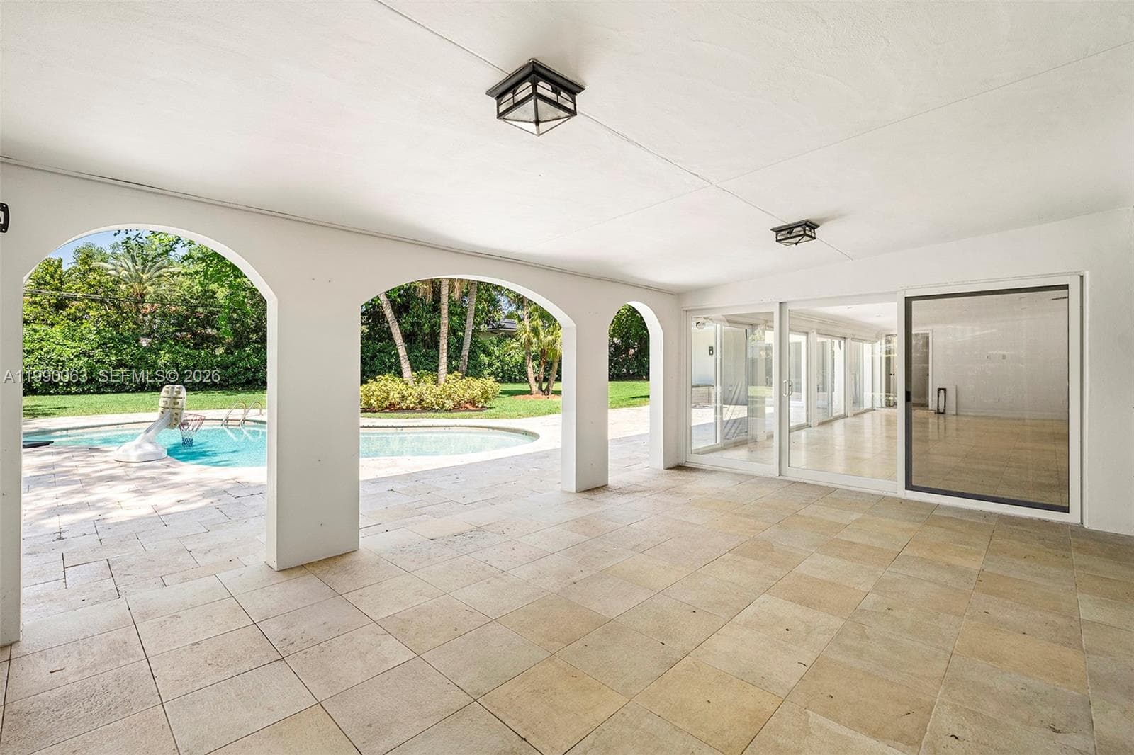 6601 Chapman Field Dr, Pinecrest FL 33156 — 20