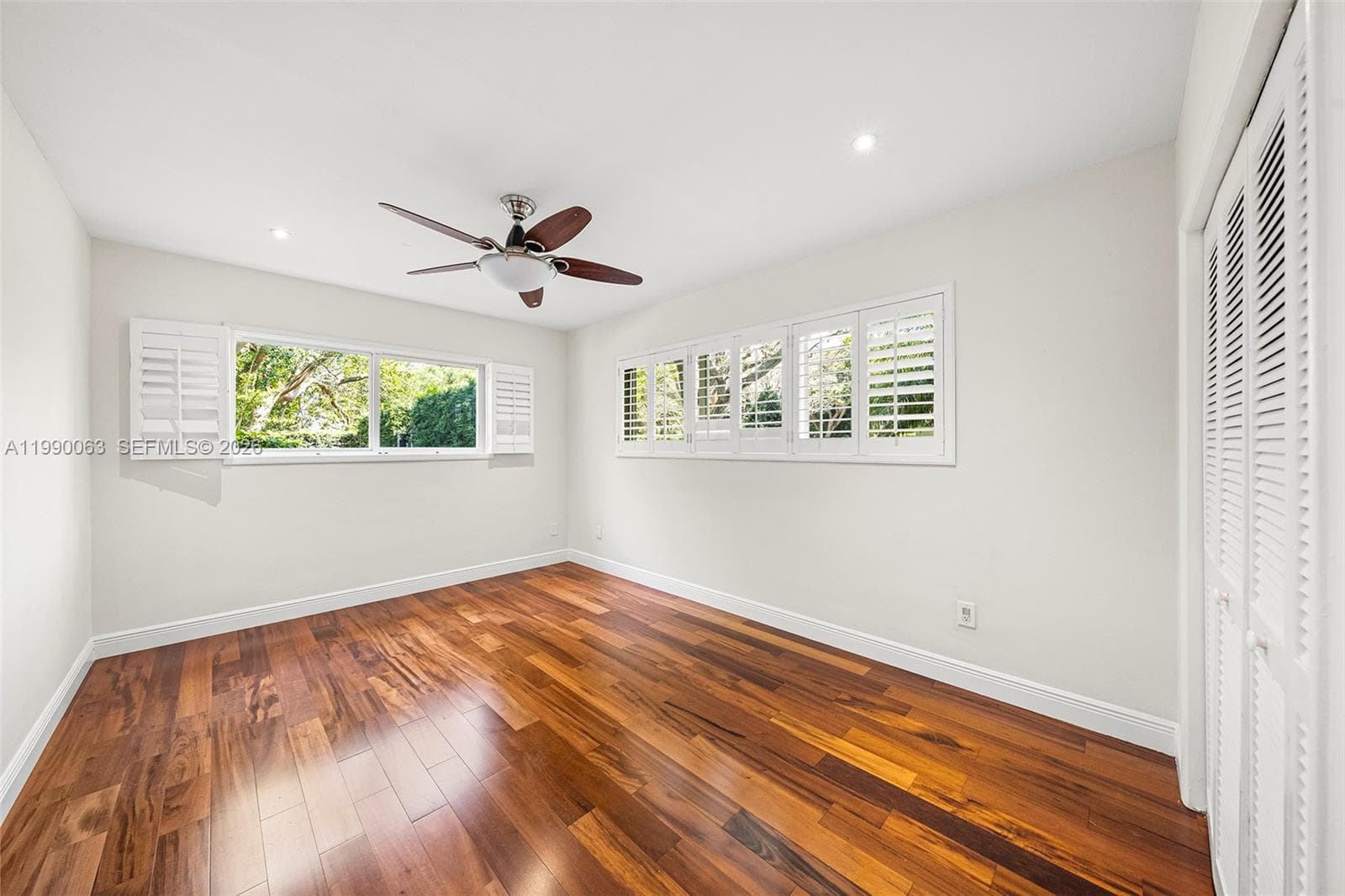 6601 Chapman Field Dr, Pinecrest FL 33156 — 33
