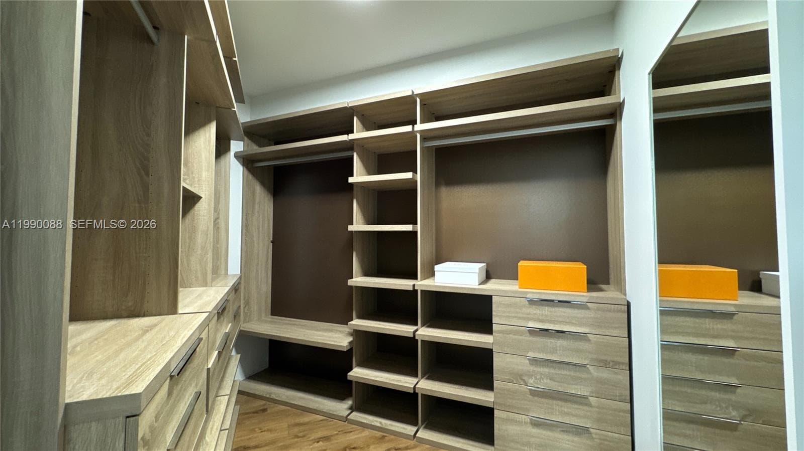 20000 E Country Club Dr # 1016, Aventura FL 33180 — 20