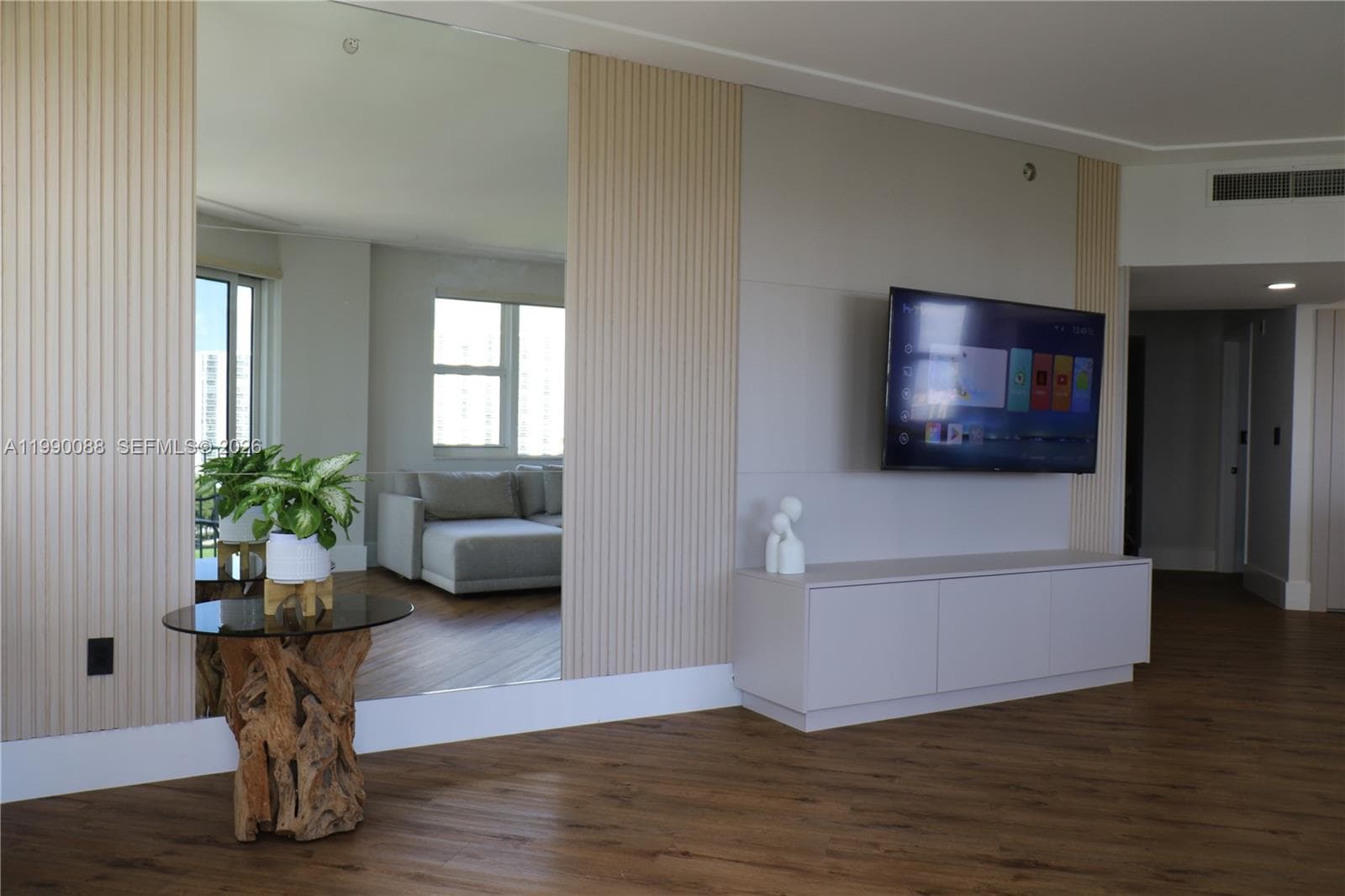 20000 E Country Club Dr # 1016, Aventura FL 33180 — 9
