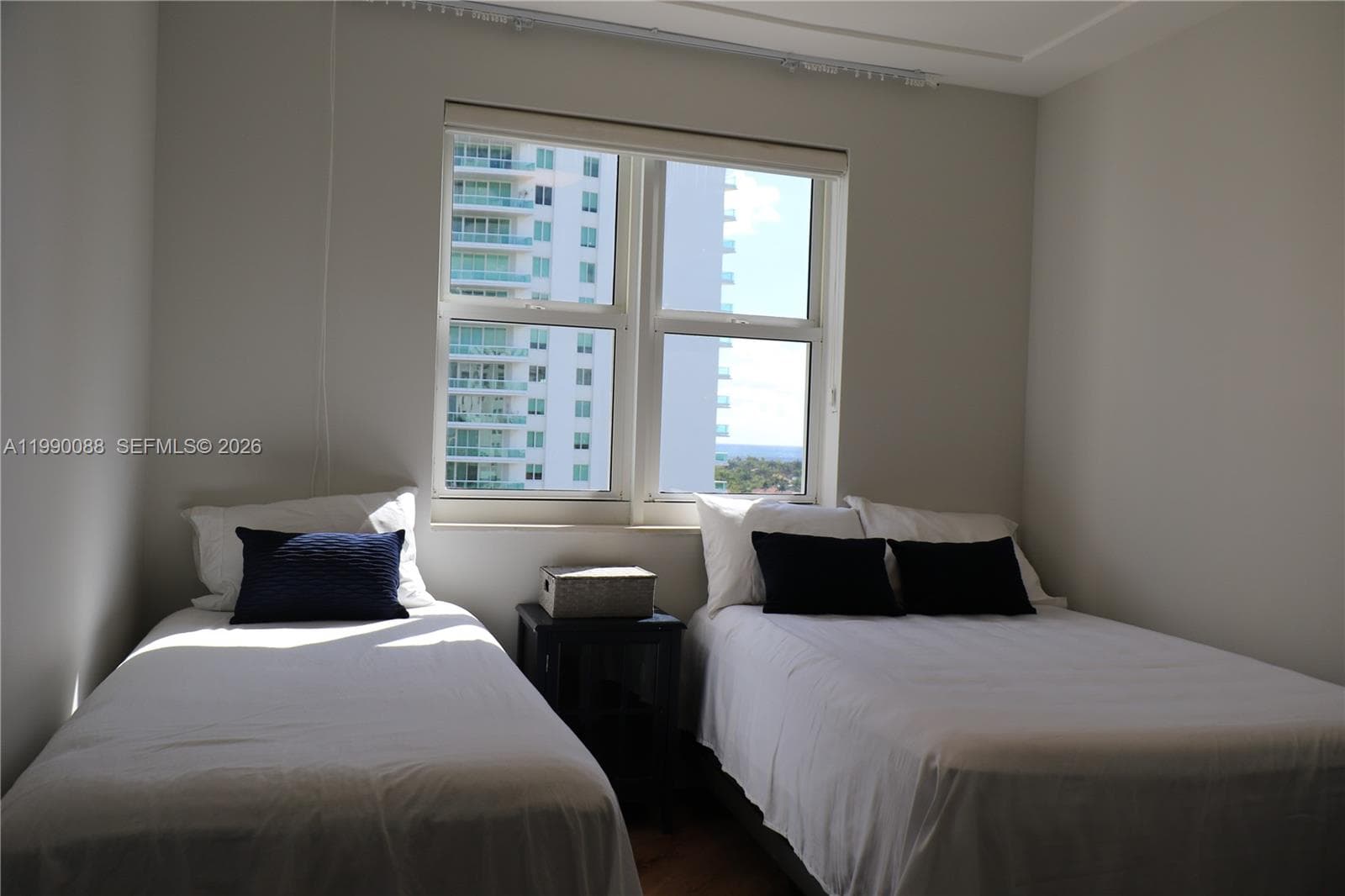 20000 E Country Club Dr # 1016, Aventura FL 33180 — 11