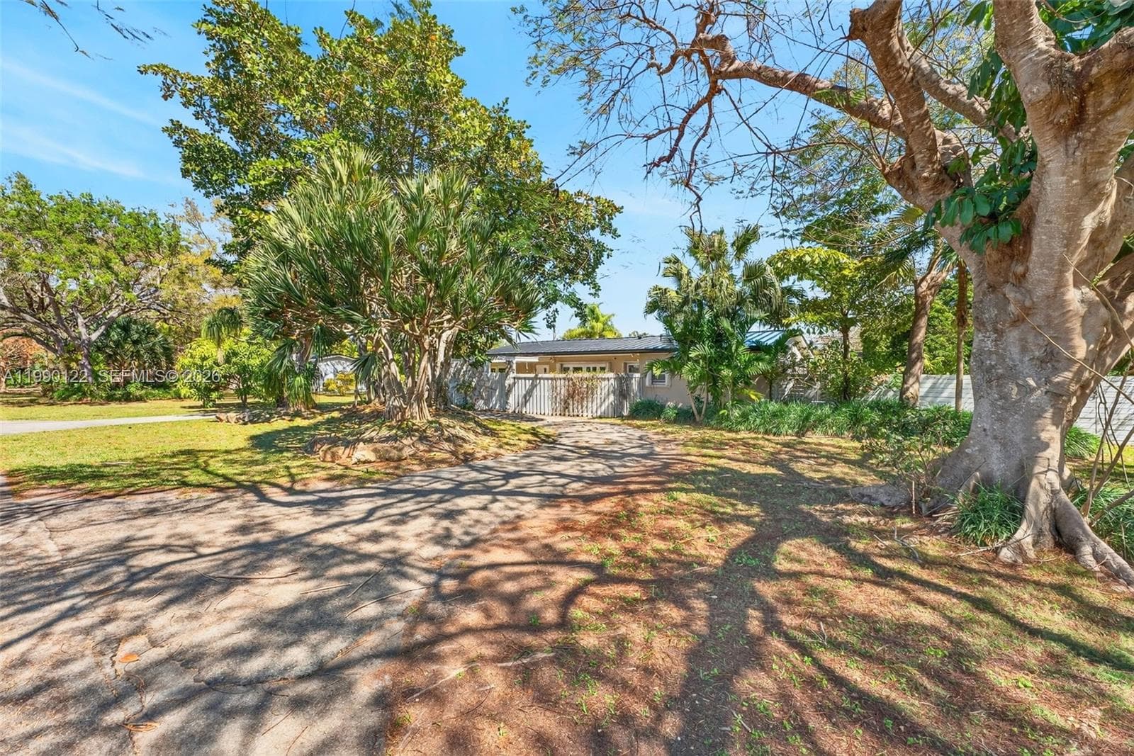 12935 SW 81st Ave, Pinecrest FL 33156 — 28