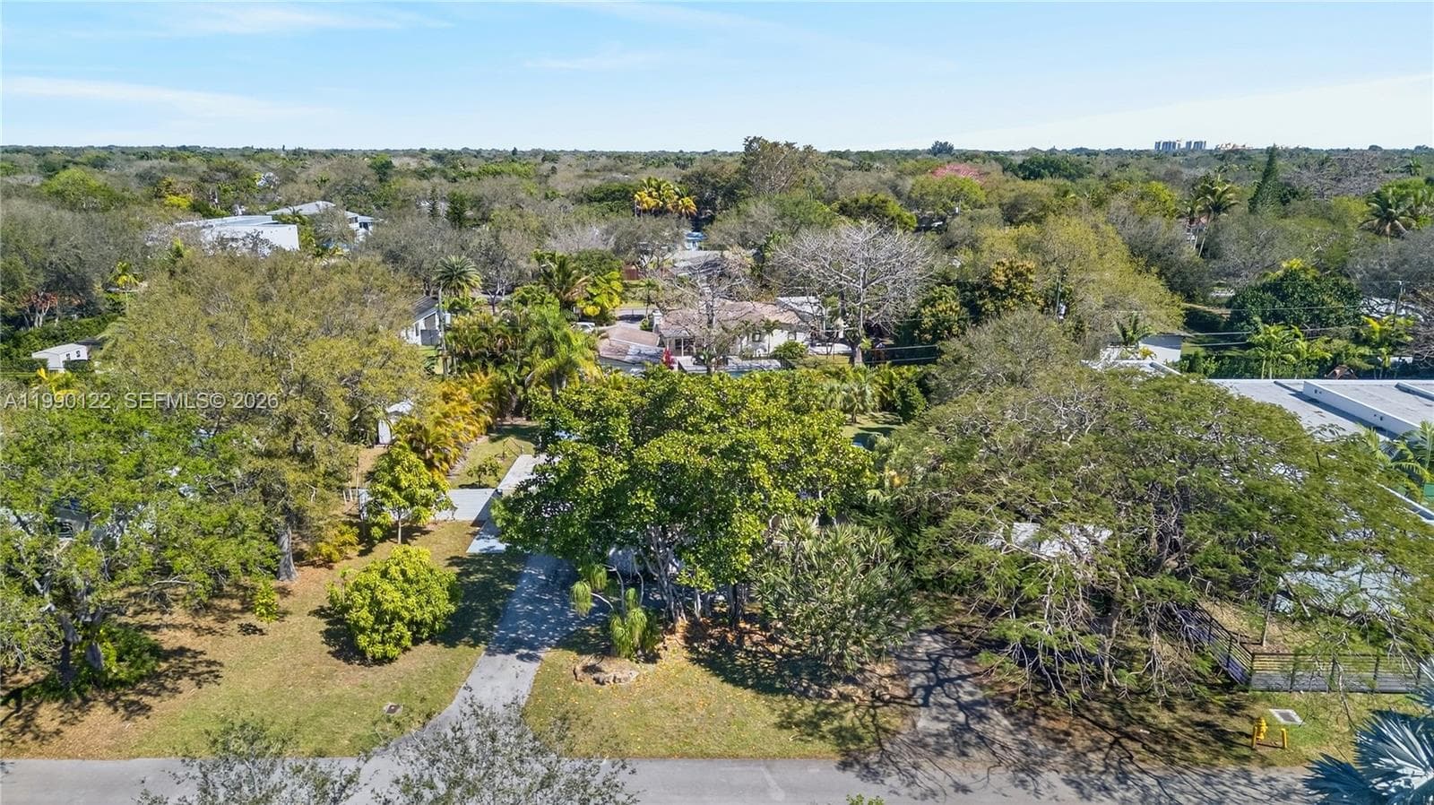 12935 SW 81st Ave, Pinecrest FL 33156 — 30