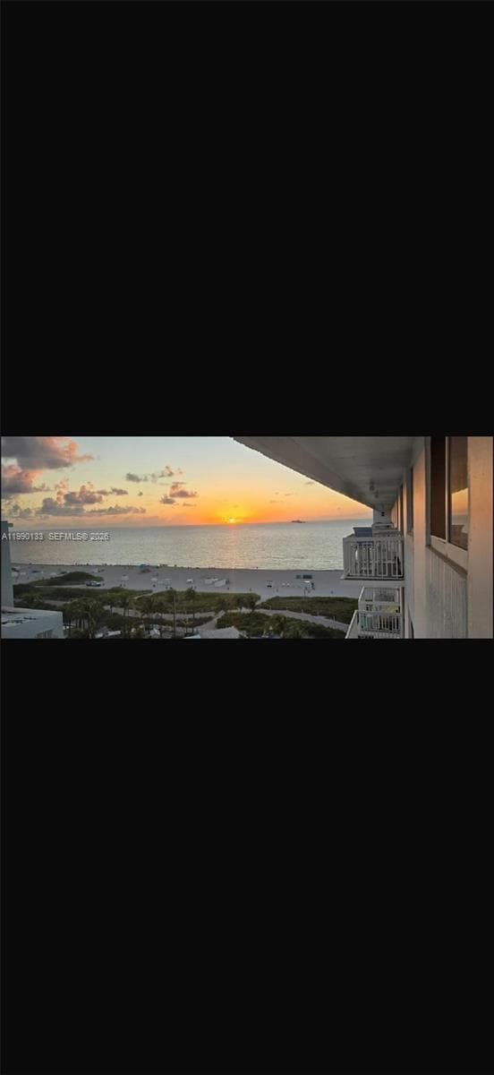 401 Ocean Dr # 1124, Miami Beach FL 33139 — 2