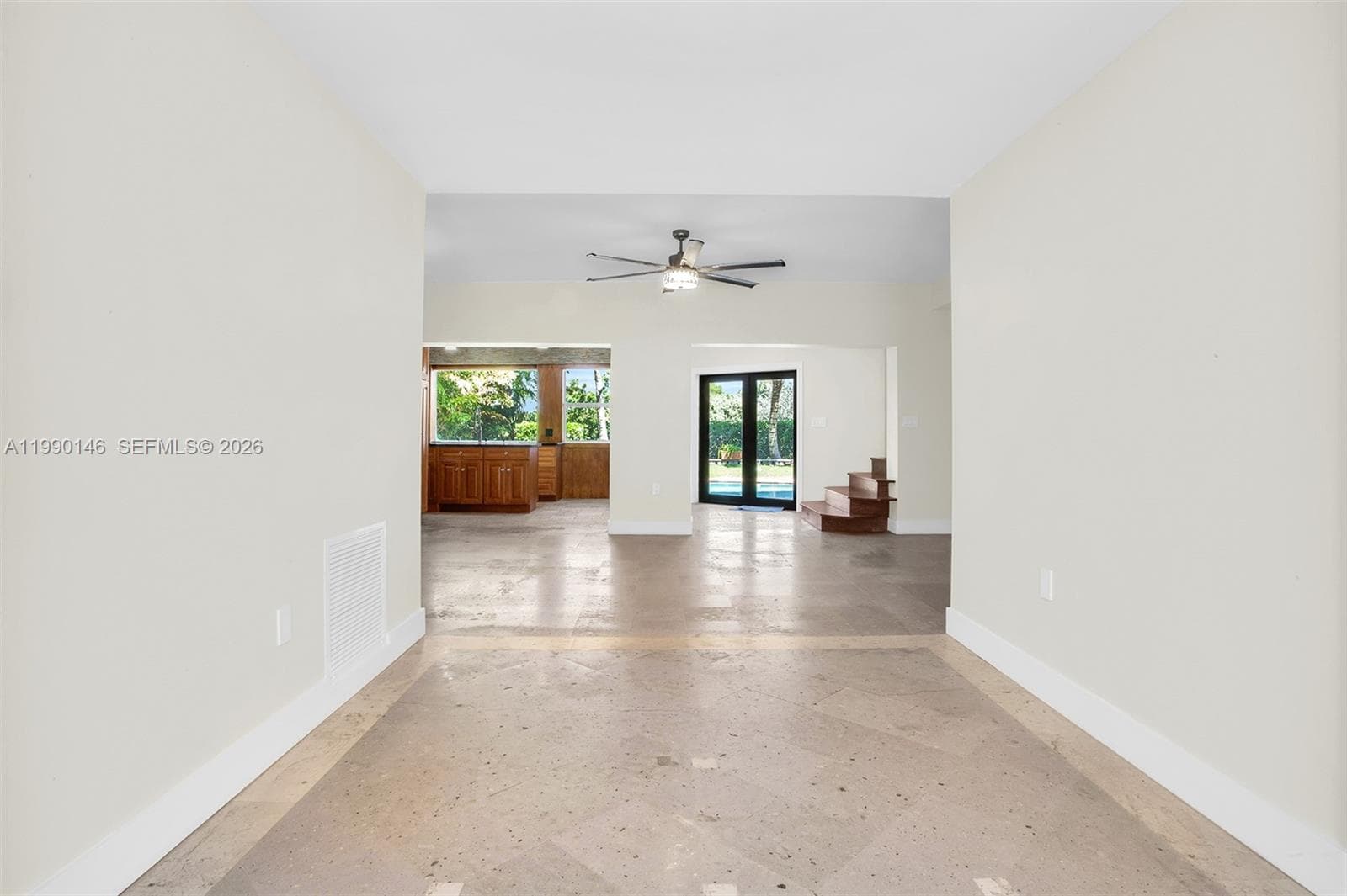 545 S Shore Dr, Miami Beach FL 33141 — 23