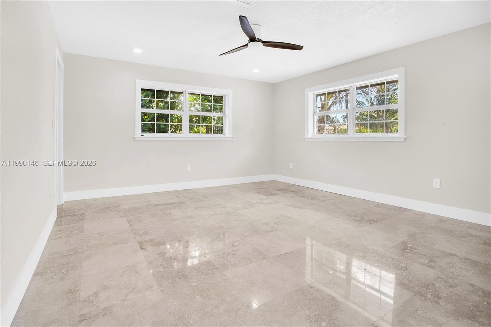 545 S Shore Dr, Miami Beach FL 33141 — 47