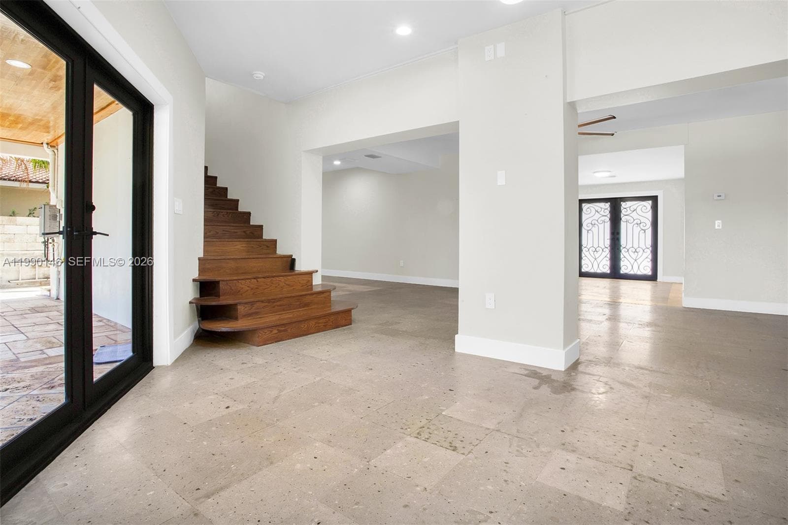 545 S Shore Dr, Miami Beach FL 33141 — 43