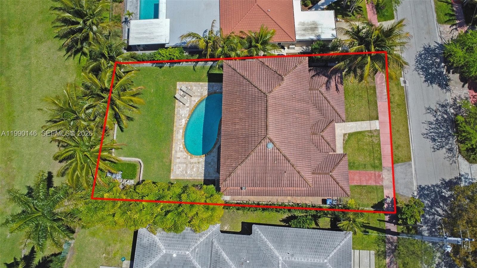 545 S Shore Dr, Miami Beach FL 33141 — 16