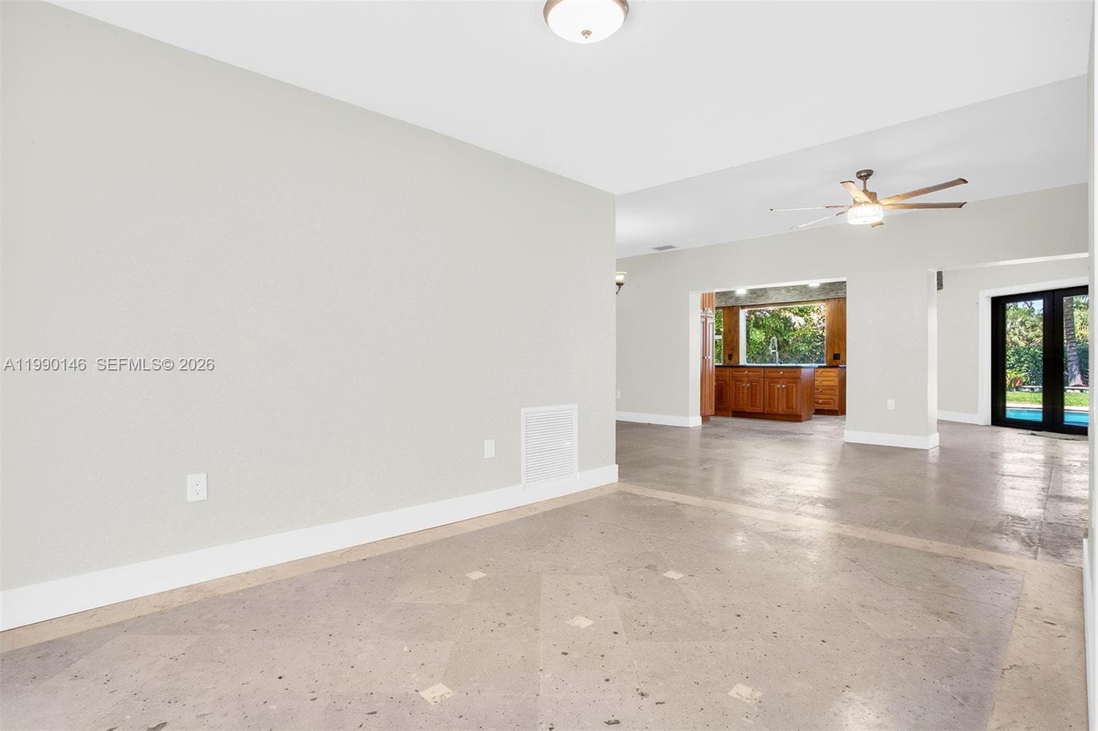 545 S Shore Dr, Miami Beach FL 33141 — 26