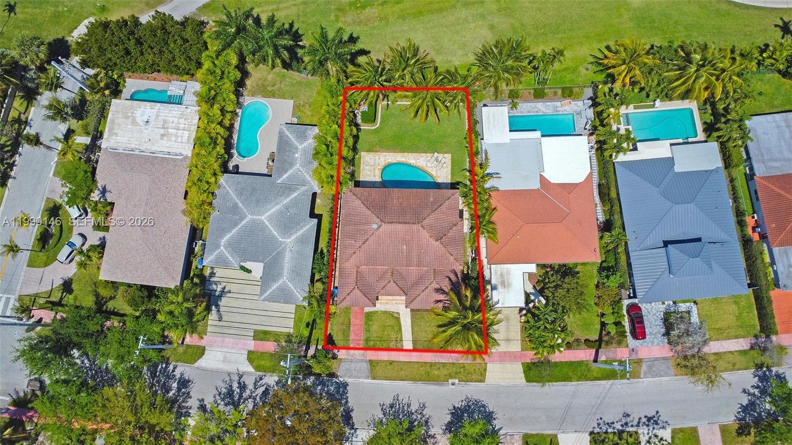 545 S Shore Dr, Miami Beach FL 33141 — 22