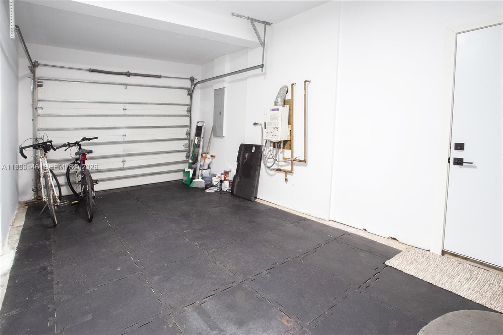545 S Shore Dr, Miami Beach FL 33141 — 80