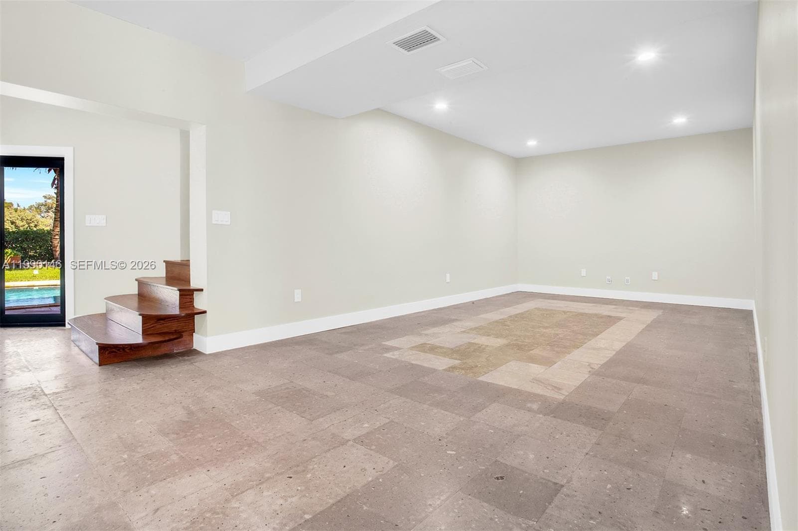 545 S Shore Dr, Miami Beach FL 33141 — 28