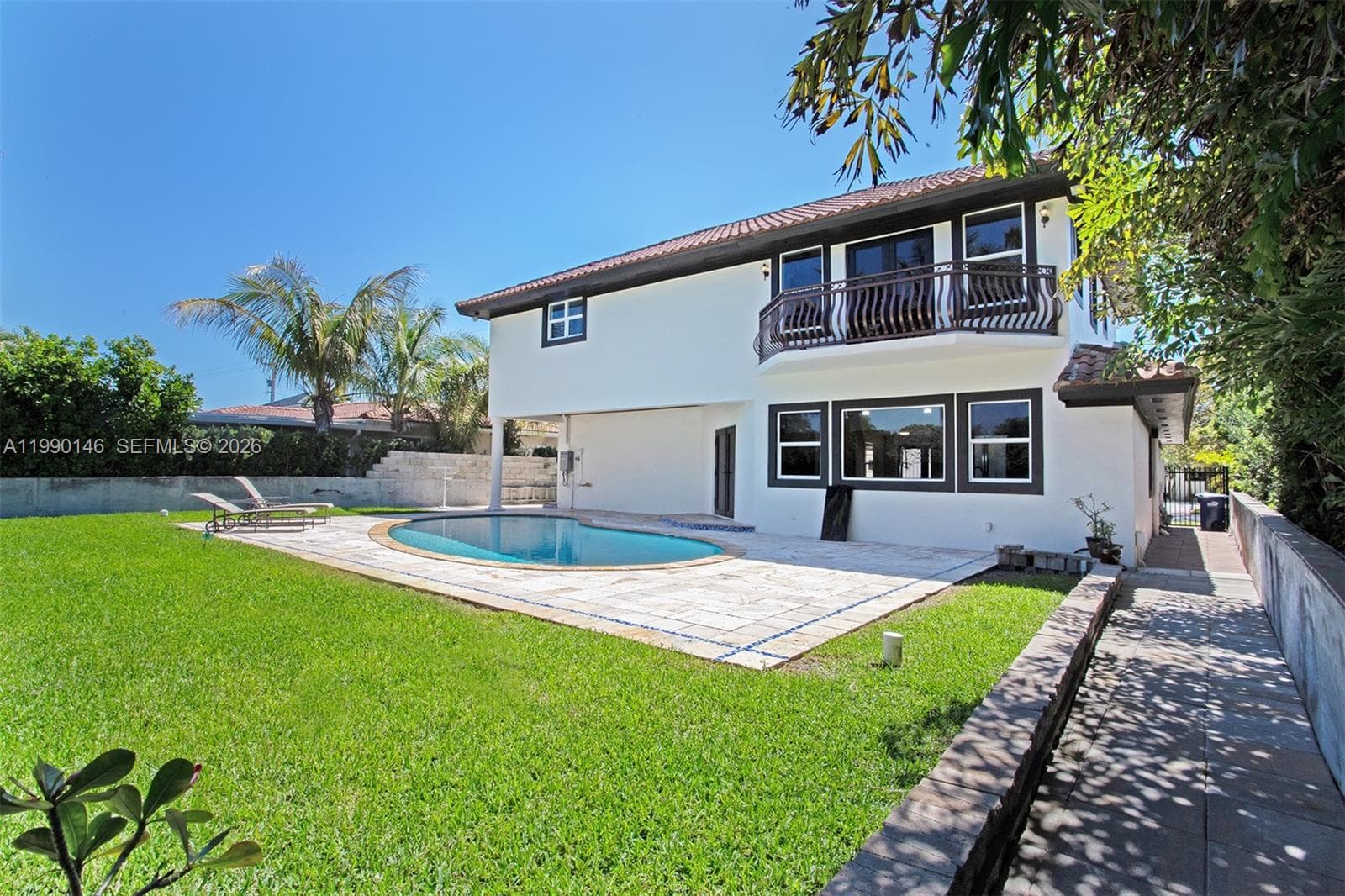 545 S Shore Dr, Miami Beach FL 33141 — 14