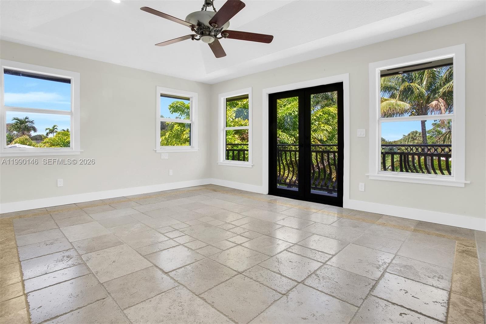 545 S Shore Dr, Miami Beach FL 33141 — 60