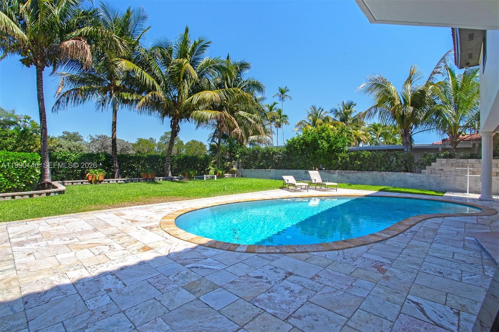 545 S Shore Dr, Miami Beach FL 33141 — 4
