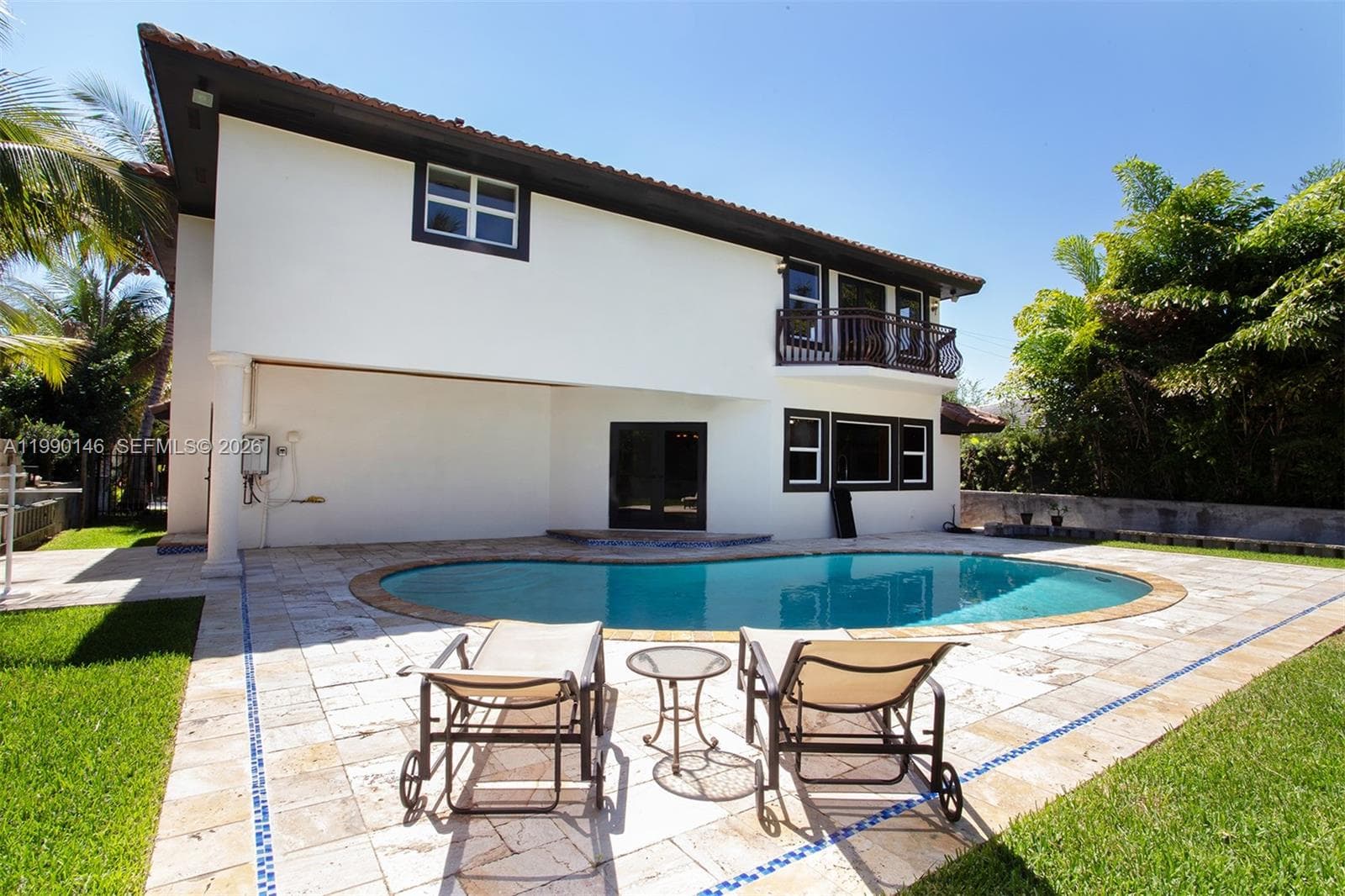 545 S Shore Dr, Miami Beach FL 33141 — 8