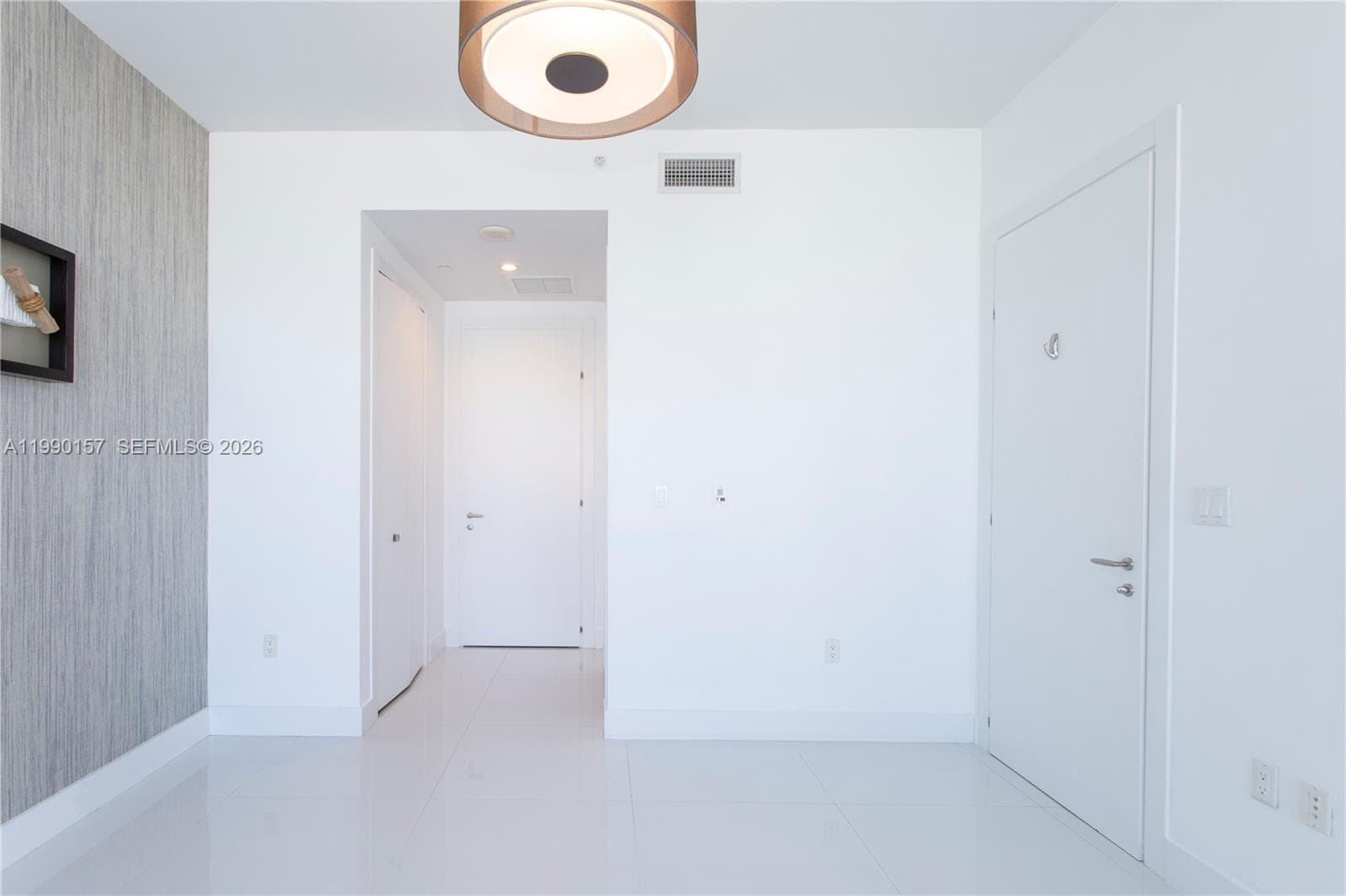 200 BISCAYNE BLVD WY # 4512, Miami FL 33131 — 13