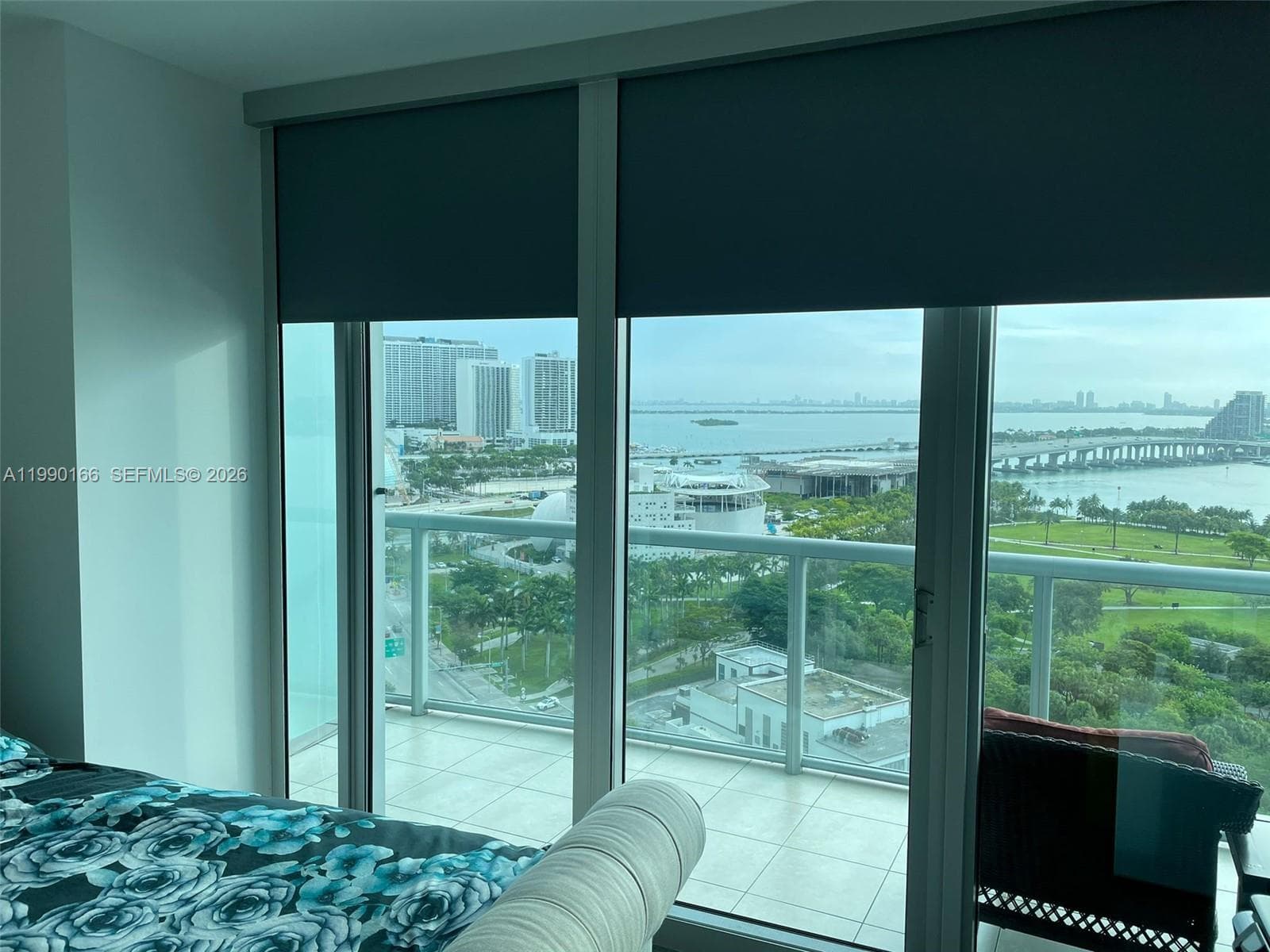 888 Biscayne Blvd # 1810, Miami FL 33132 — 11