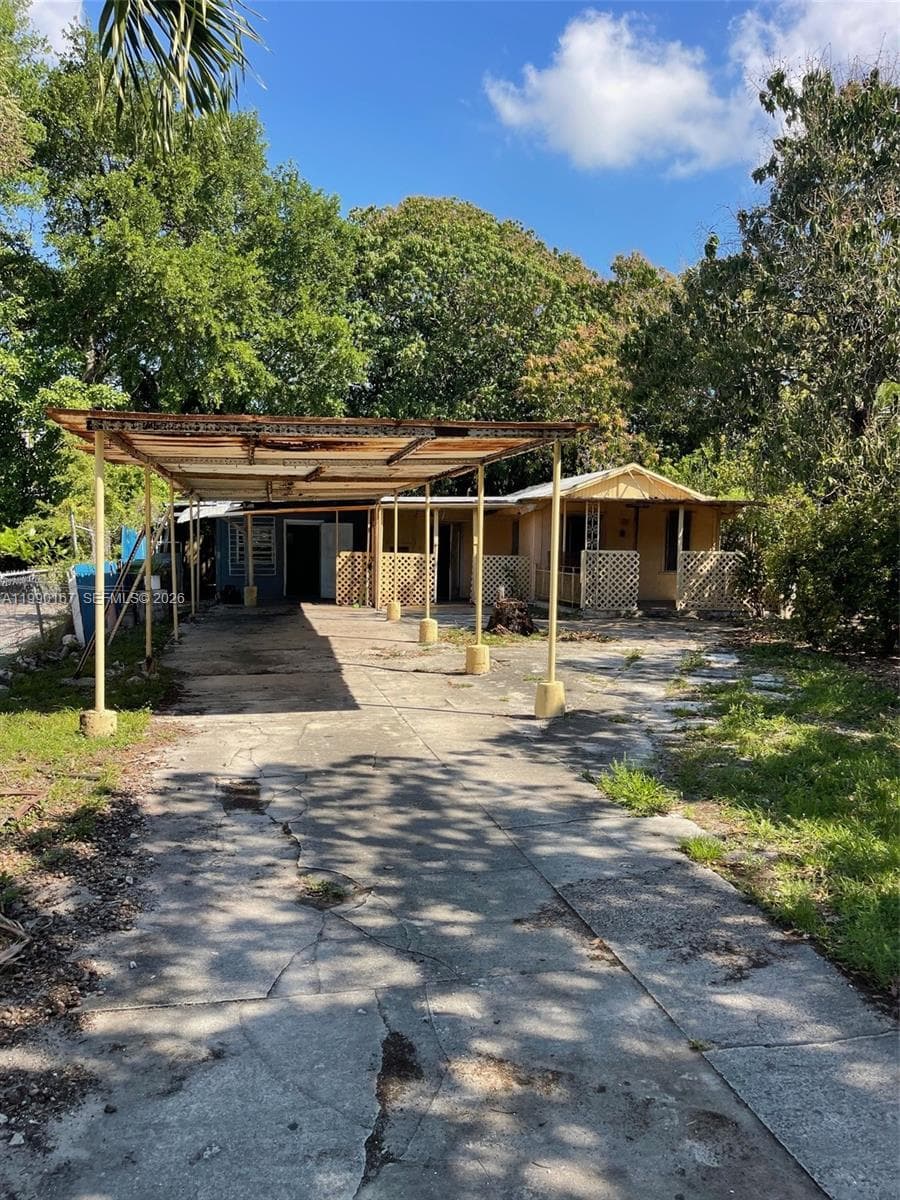43 NW 58th St, Miami FL 33127 — 5