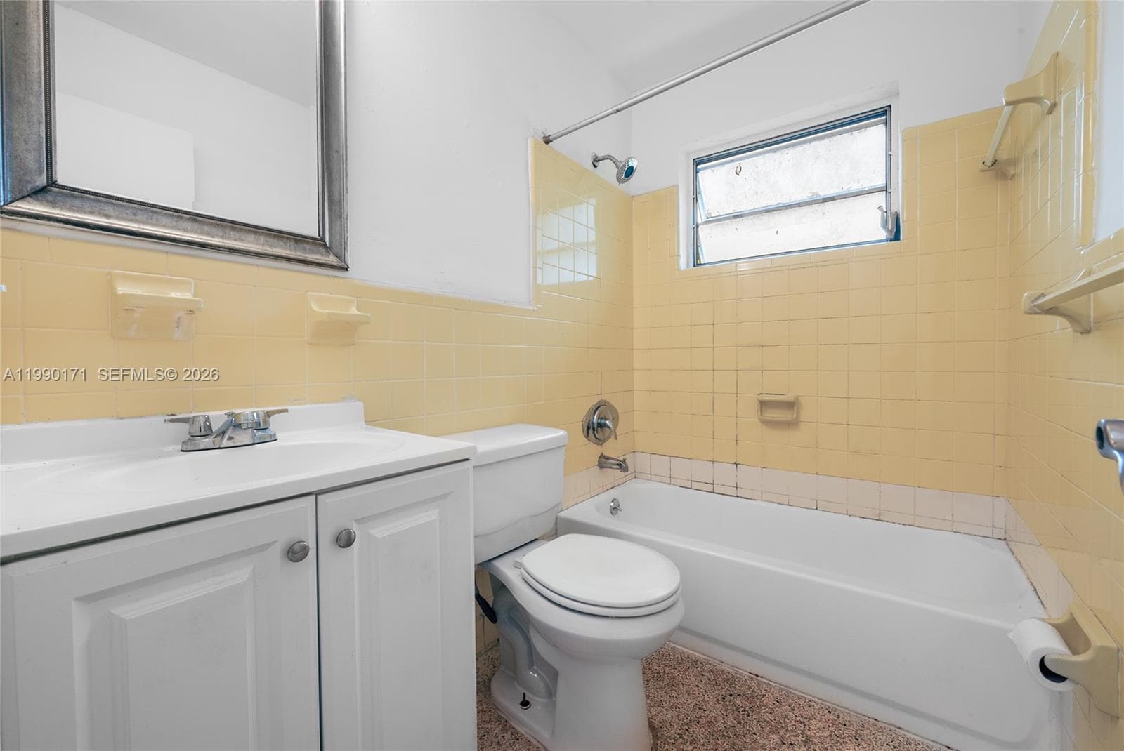 2661 SW 11th St # 8, Miami FL 33135 — 8