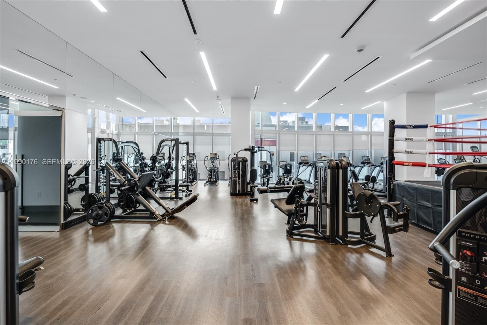 851 NE 1st Ave # 302, Miami FL 33132 — 23