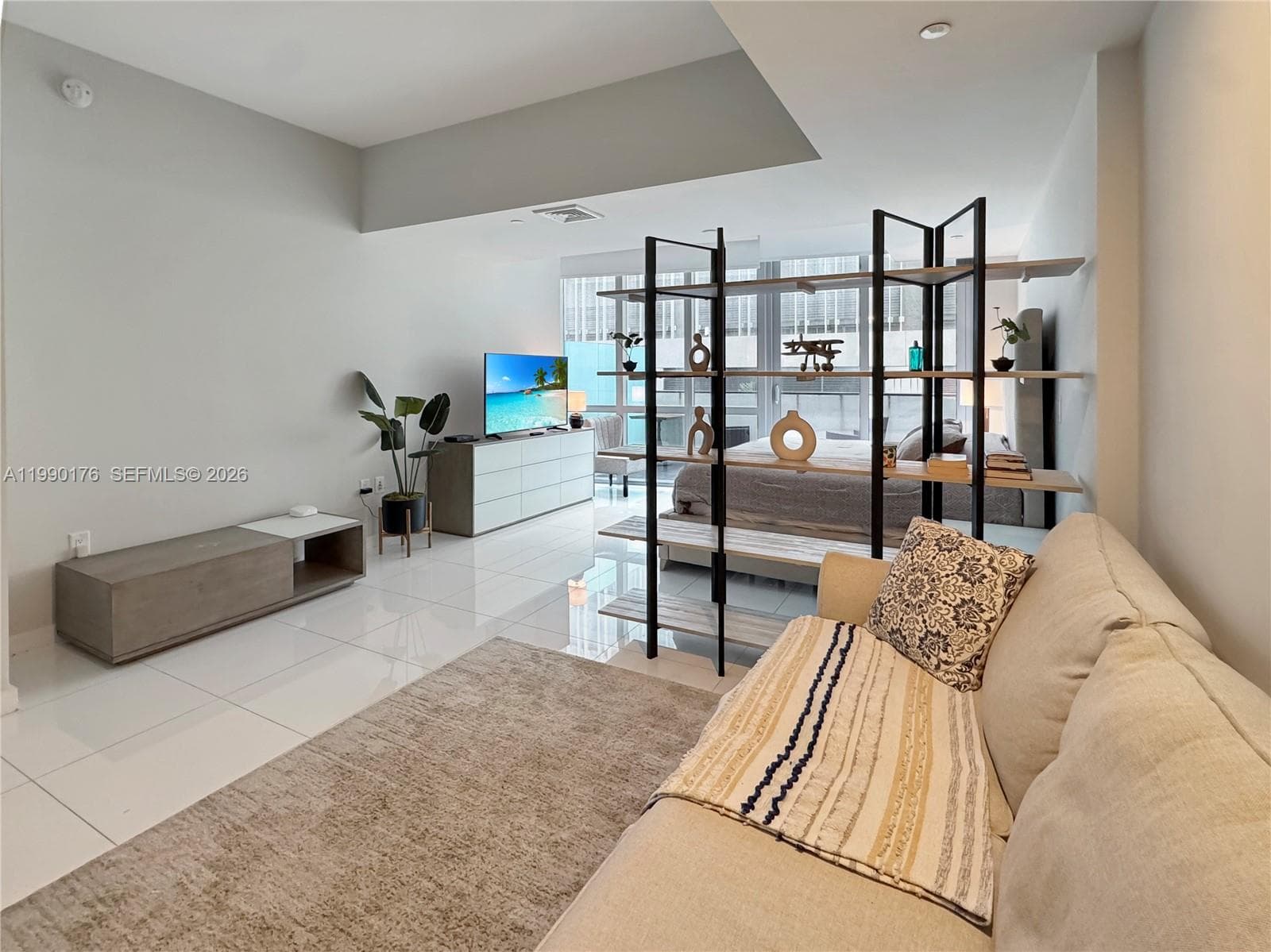 851 NE 1st Ave # 302, Miami FL 33132 — 5