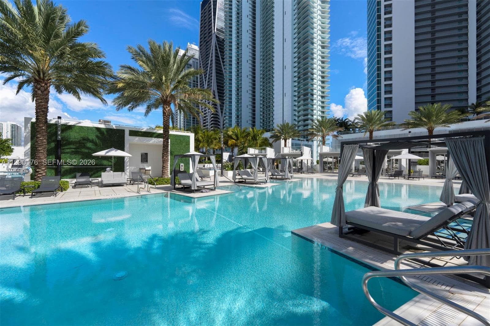 851 NE 1st Ave # 302, Miami FL 33132 — 19