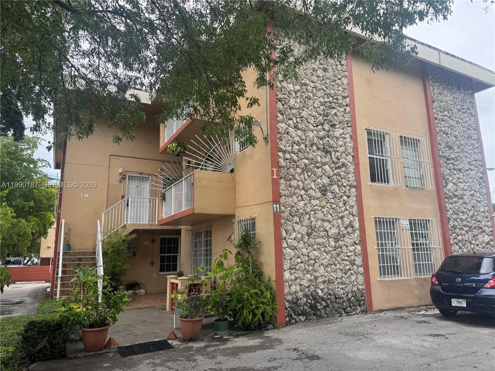 11 SW 32nd Ave # 4, Miami FL 33135 — 1