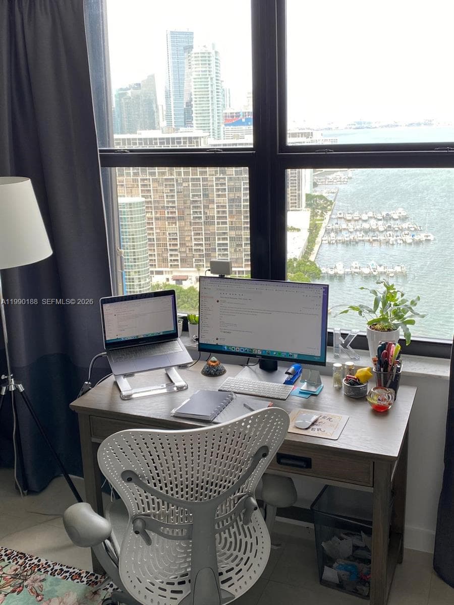 2333 Brickell Ave, Miami FL 33129 — 15