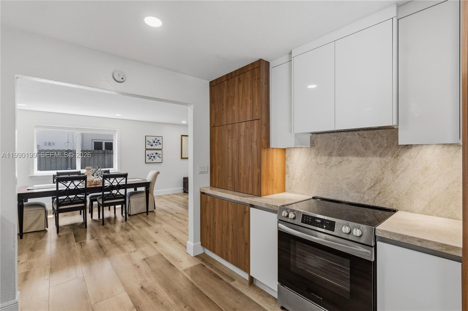 7327 Sabal Dr, Miami Lakes FL 33014 — 12