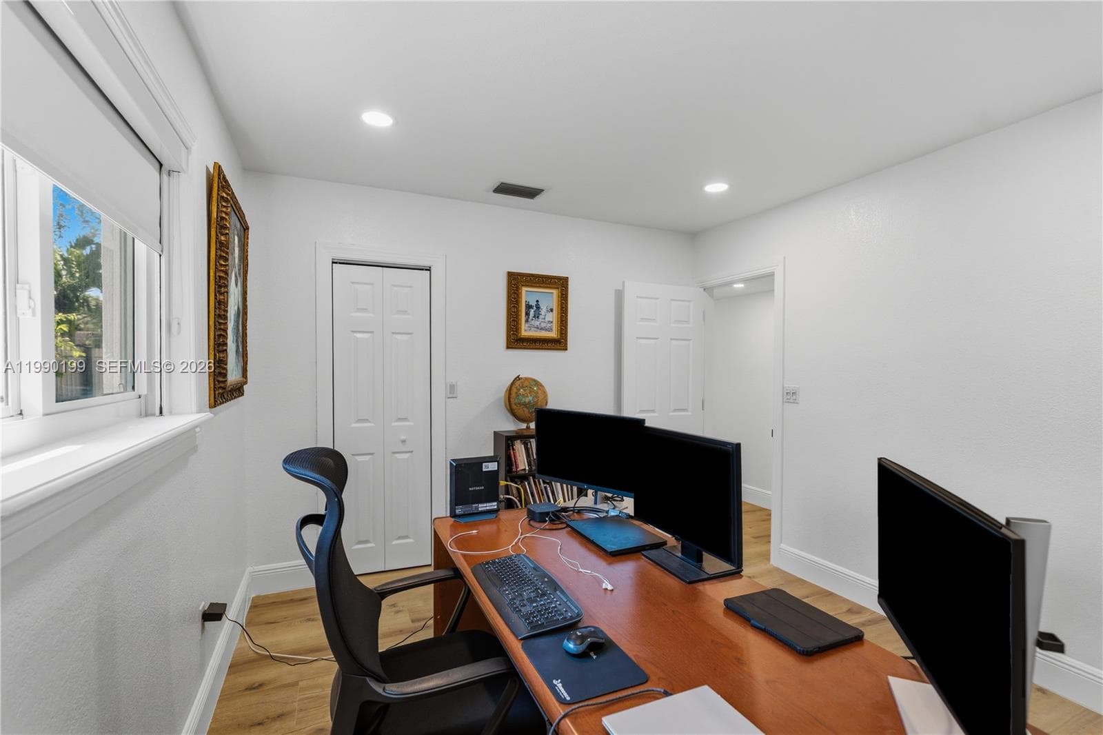 7327 Sabal Dr, Miami Lakes FL 33014 — 28
