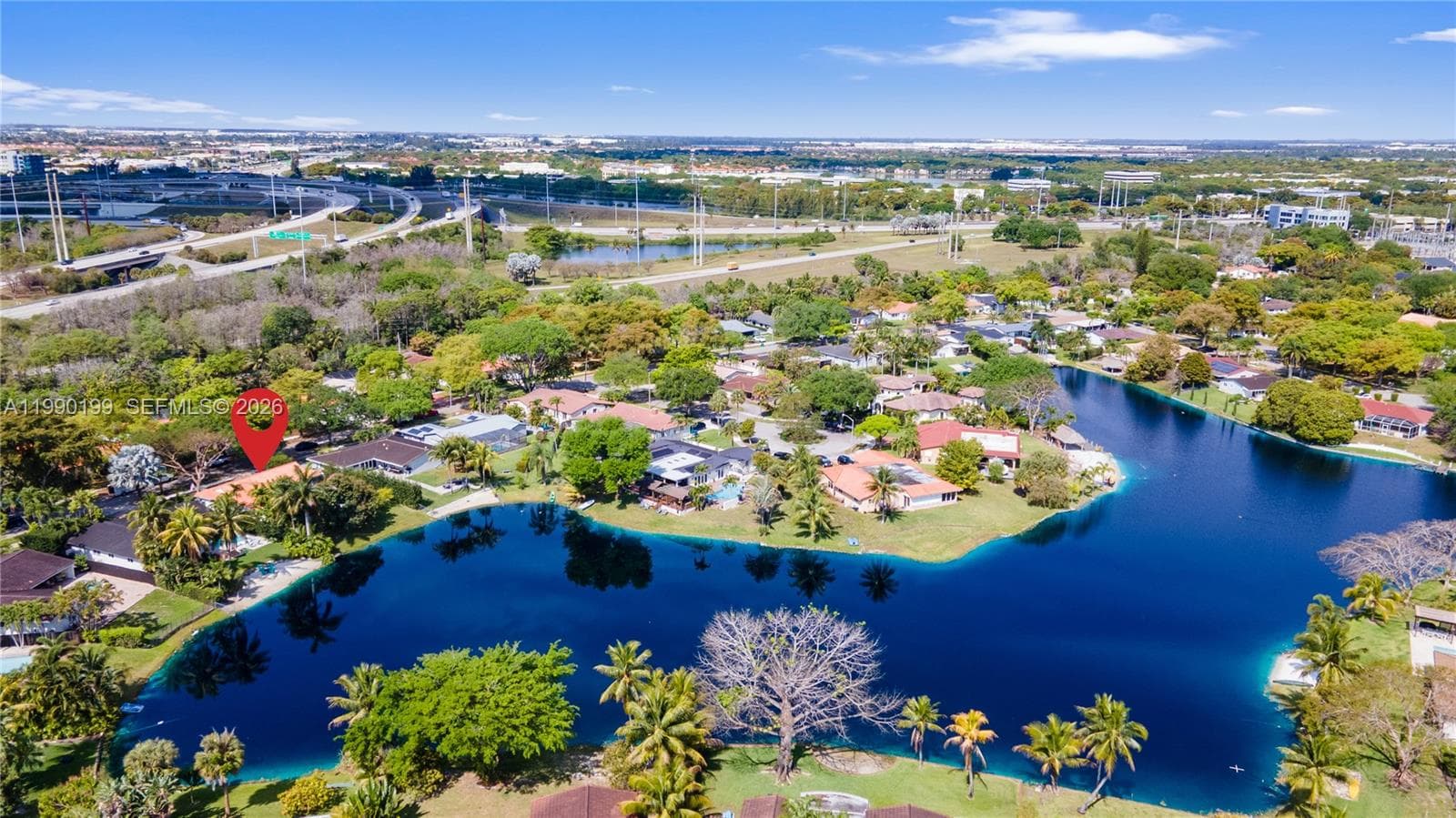 7327 Sabal Dr, Miami Lakes FL 33014 — 38