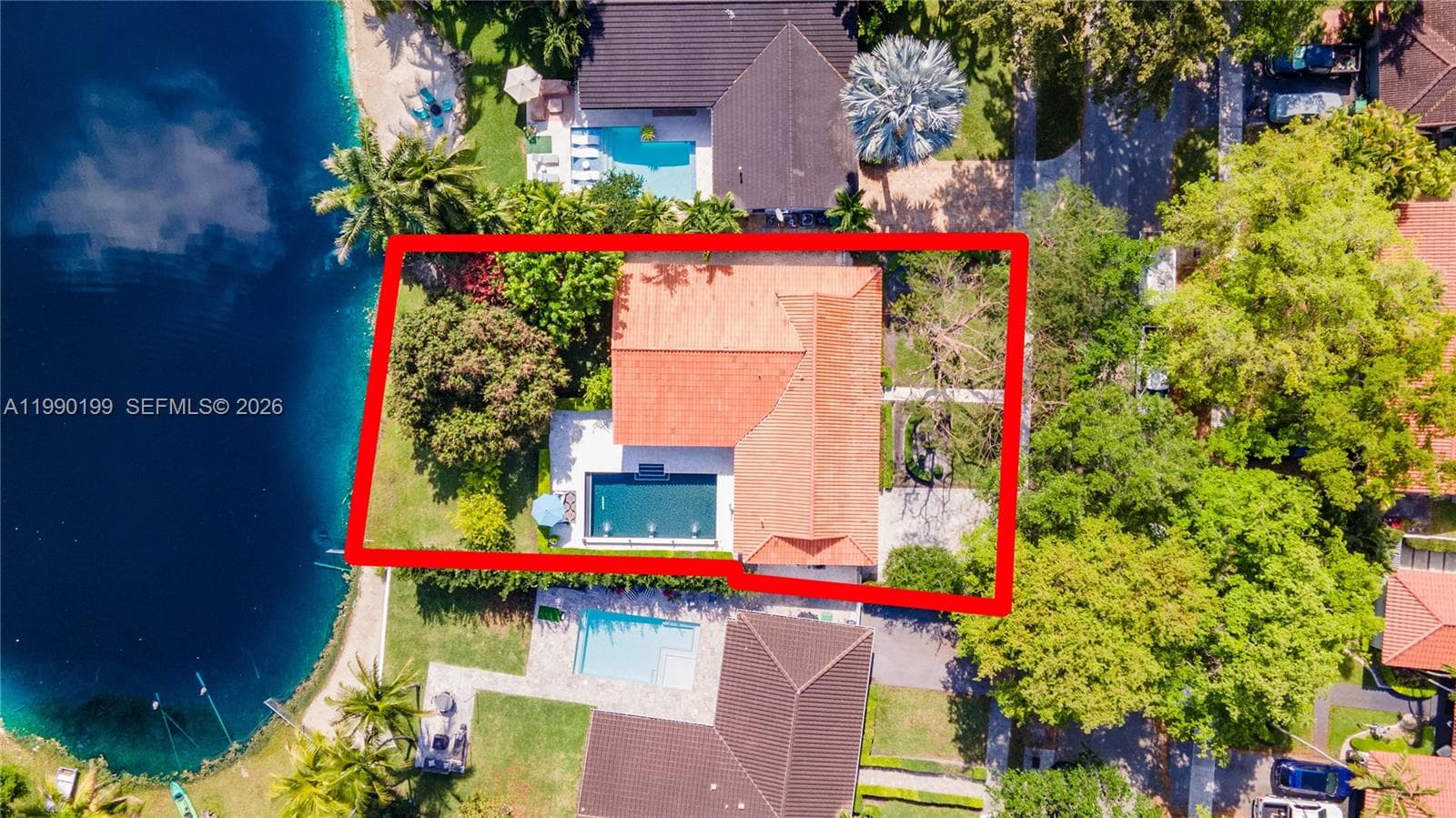 7327 Sabal Dr, Miami Lakes FL 33014 — 39
