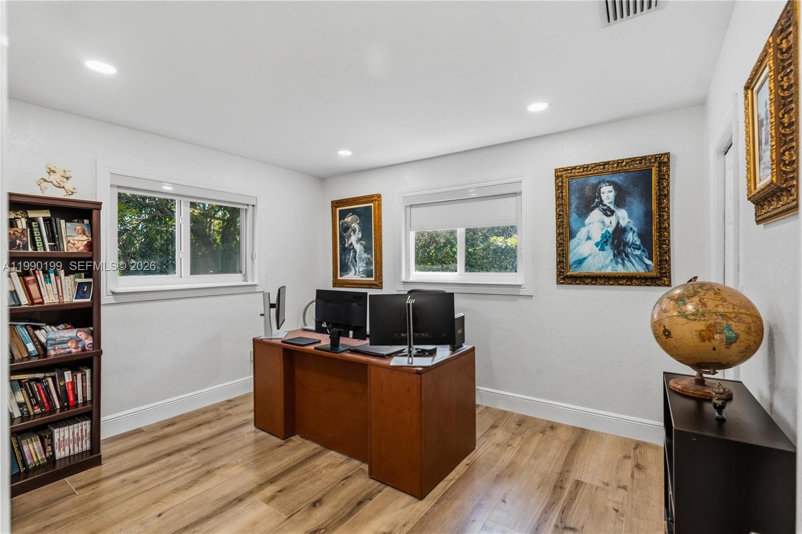 7327 Sabal Dr, Miami Lakes FL 33014 — 29