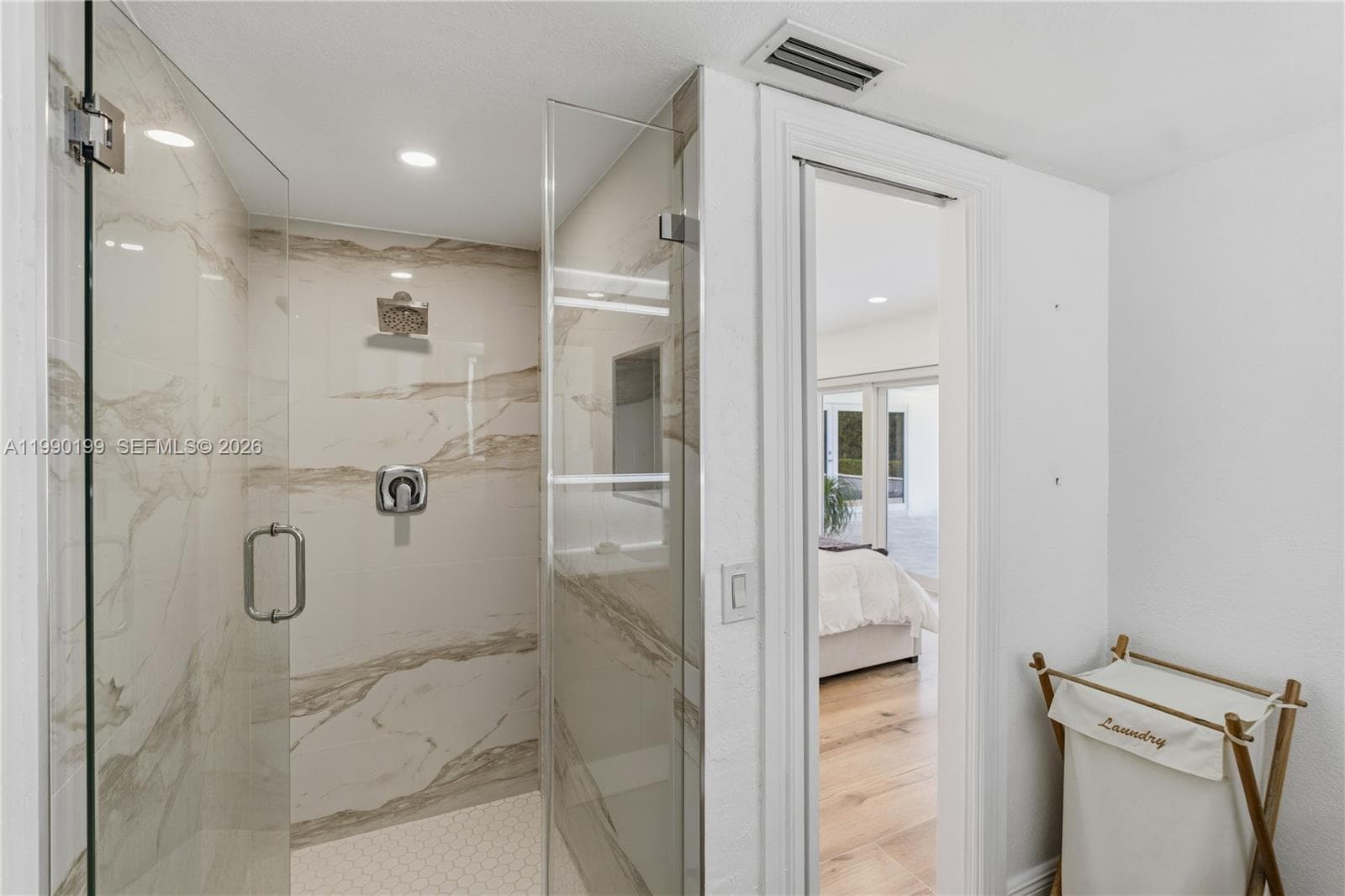 7327 Sabal Dr, Miami Lakes FL 33014 — 21