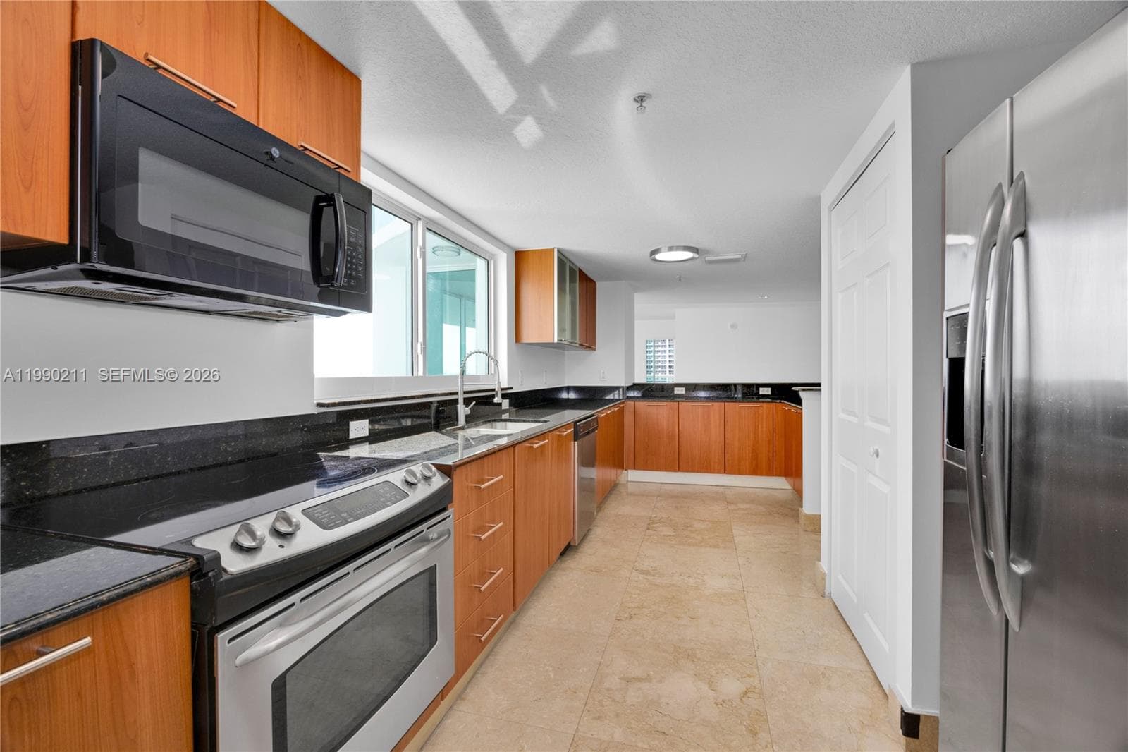 1800 N Bayshore Dr # 1901, Miami FL 33132 — 11