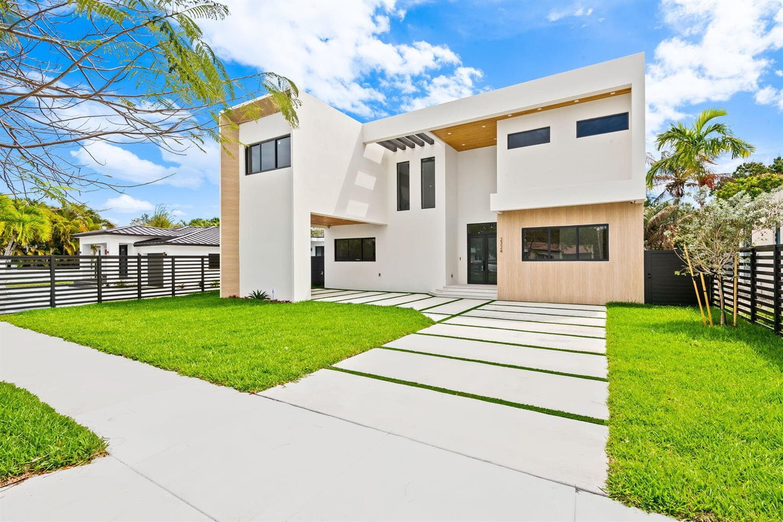 2324 SW 26th Street, Miami FL 33133 — 2