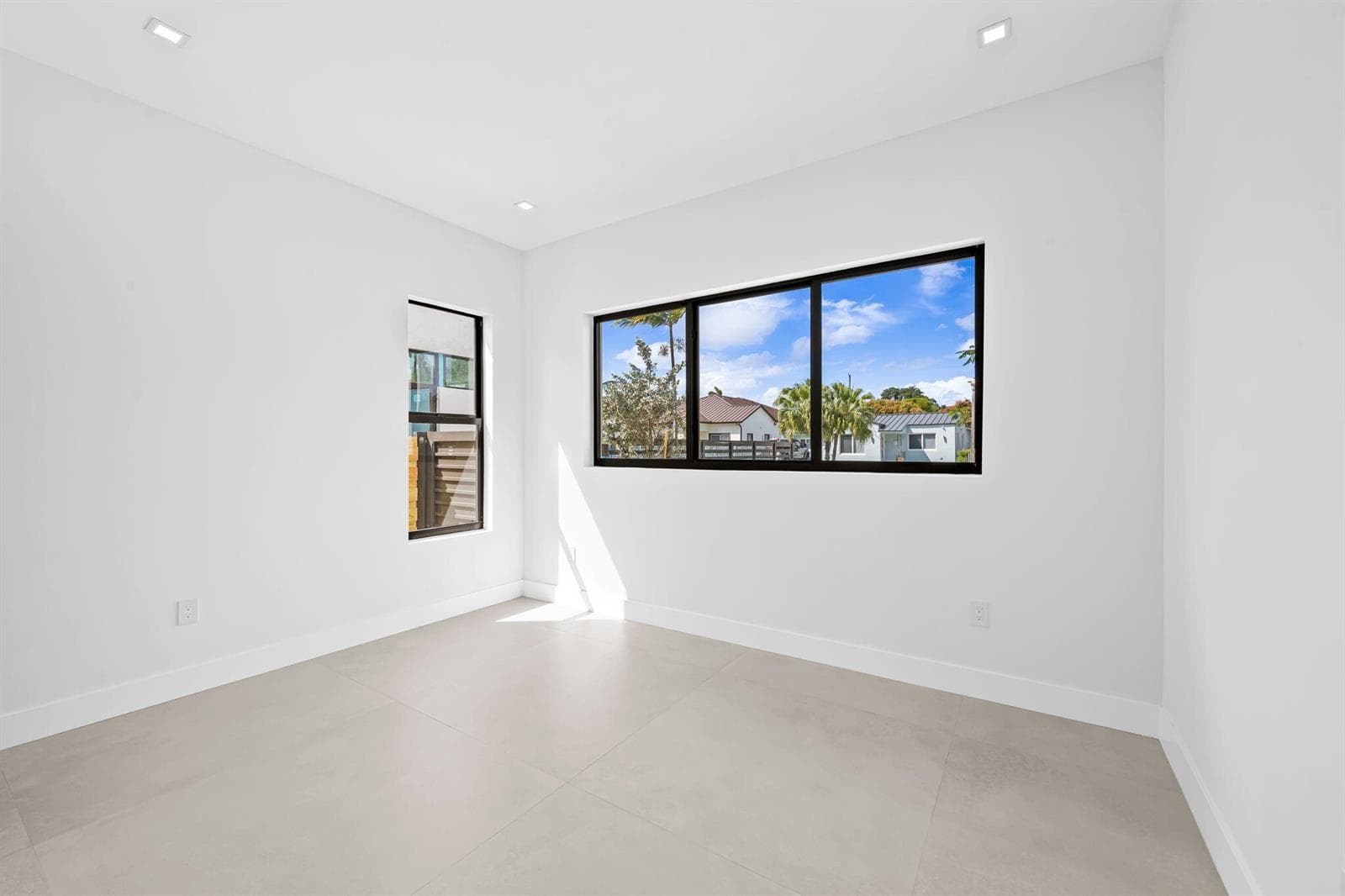 2324 SW 26th Street, Miami FL 33133 — 13