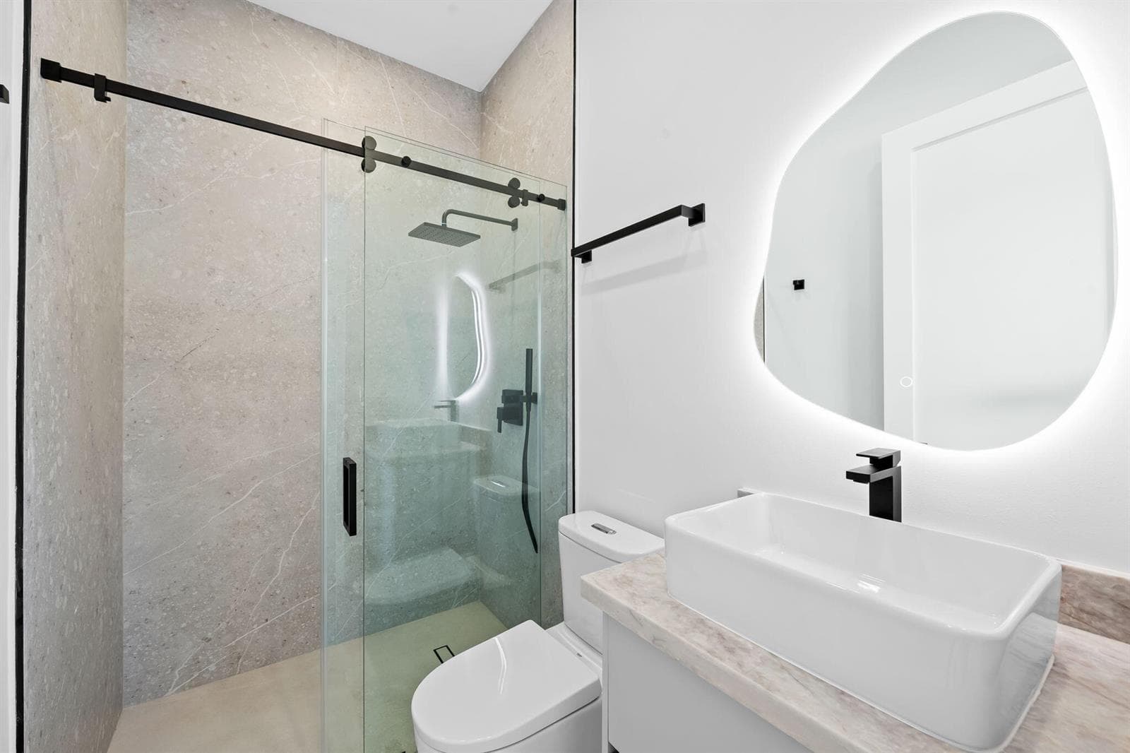 2324 SW 26th Street, Miami FL 33133 — 11