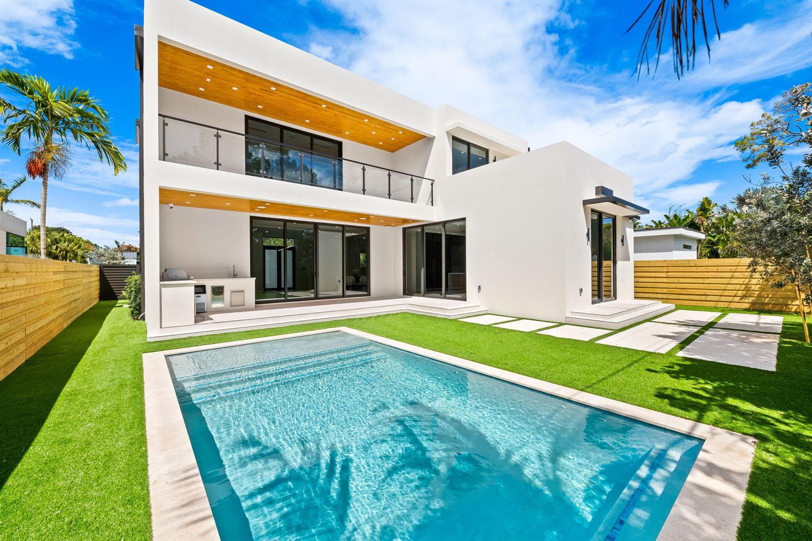 2324 SW 26th Street, Miami FL 33133 — 35