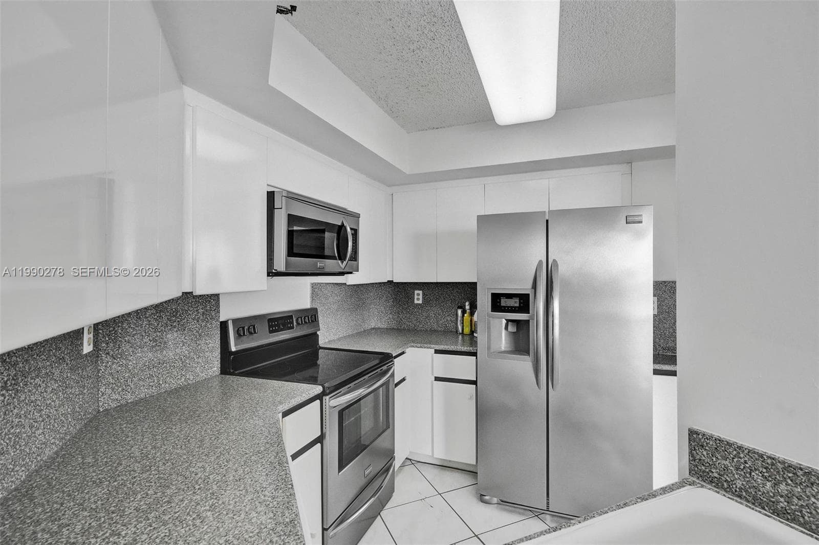 6767 Collins Ave # 304, Miami Beach FL 33141 — 20