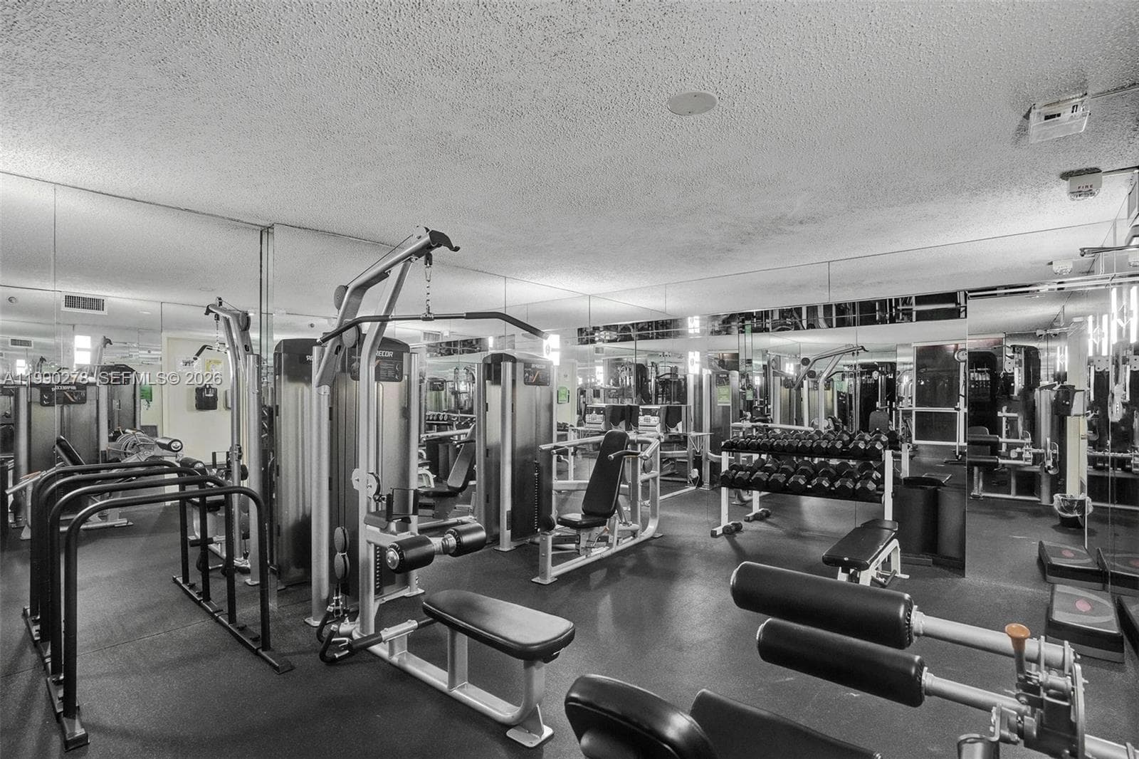 6767 Collins Ave # 304, Miami Beach FL 33141 — 38