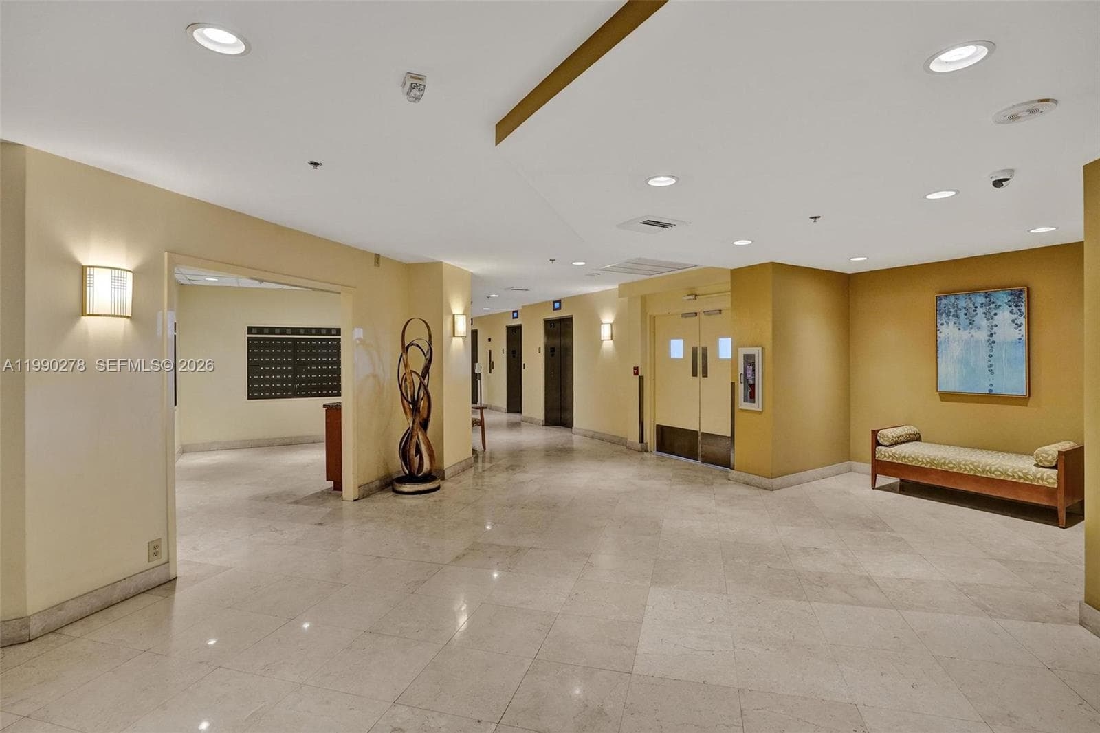 6767 Collins Ave # 304, Miami Beach FL 33141 — 39