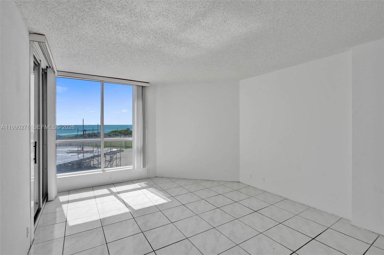 6767 Collins Ave # 304, Miami Beach FL 33141 — 25