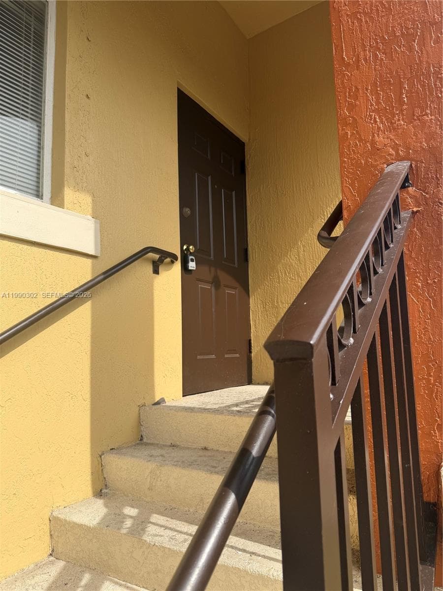 935 NE 33rd Ter # 203, Homestead FL 33033 — 4