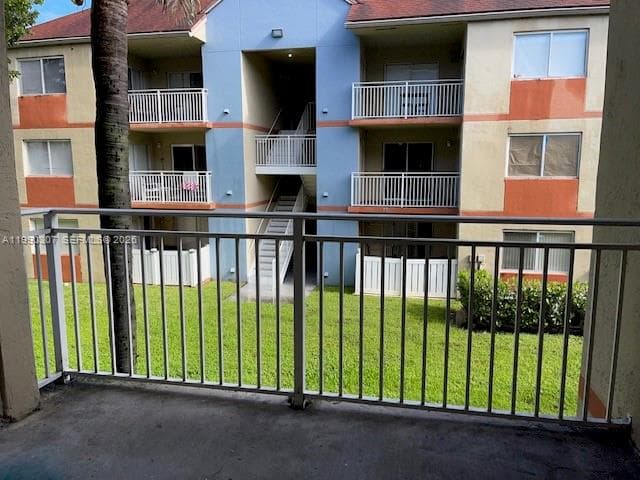 18820 NW 57th Ave # 204, Hialeah FL 33015 — 2