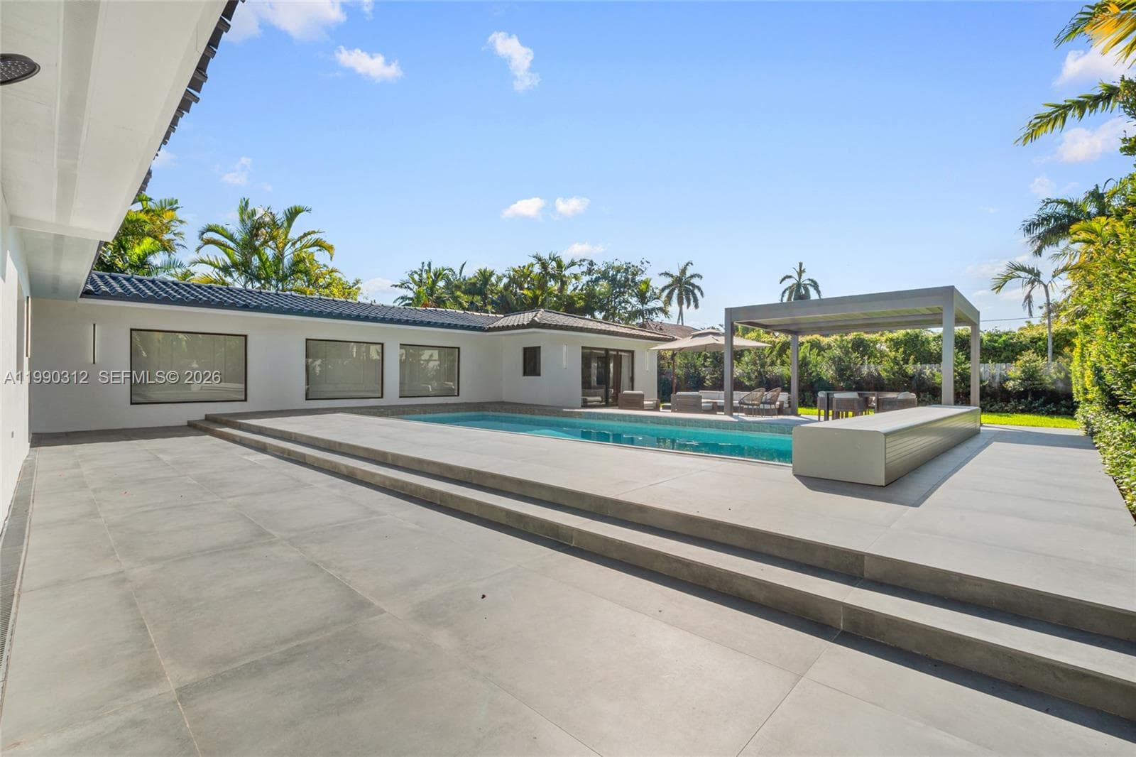 116 W 1st Ct, Miami Beach FL 33139 — 42