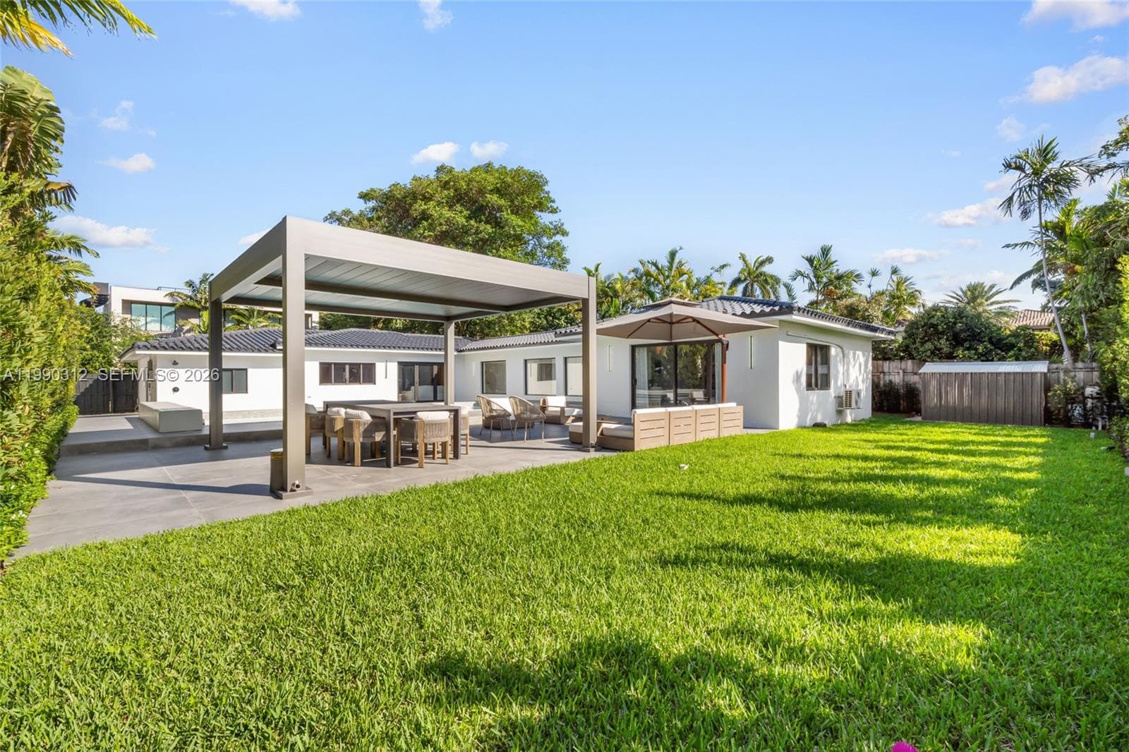 116 W 1st Ct, Miami Beach FL 33139 — 49