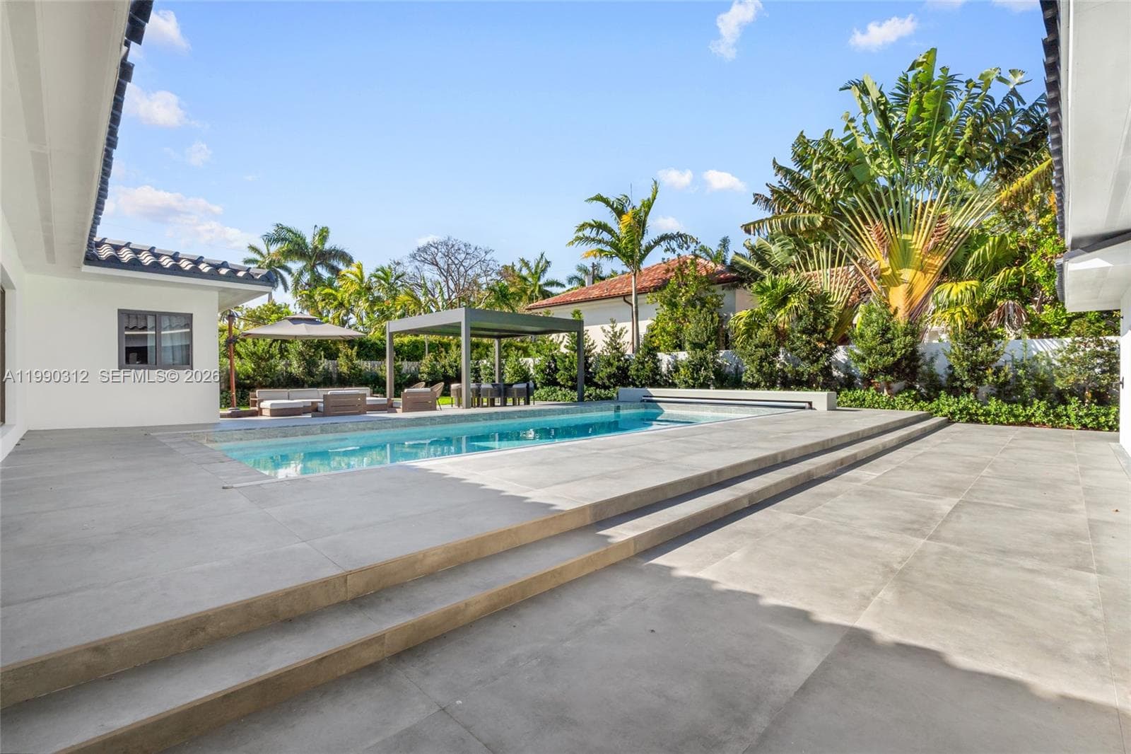 116 W 1st Ct, Miami Beach FL 33139 — 41