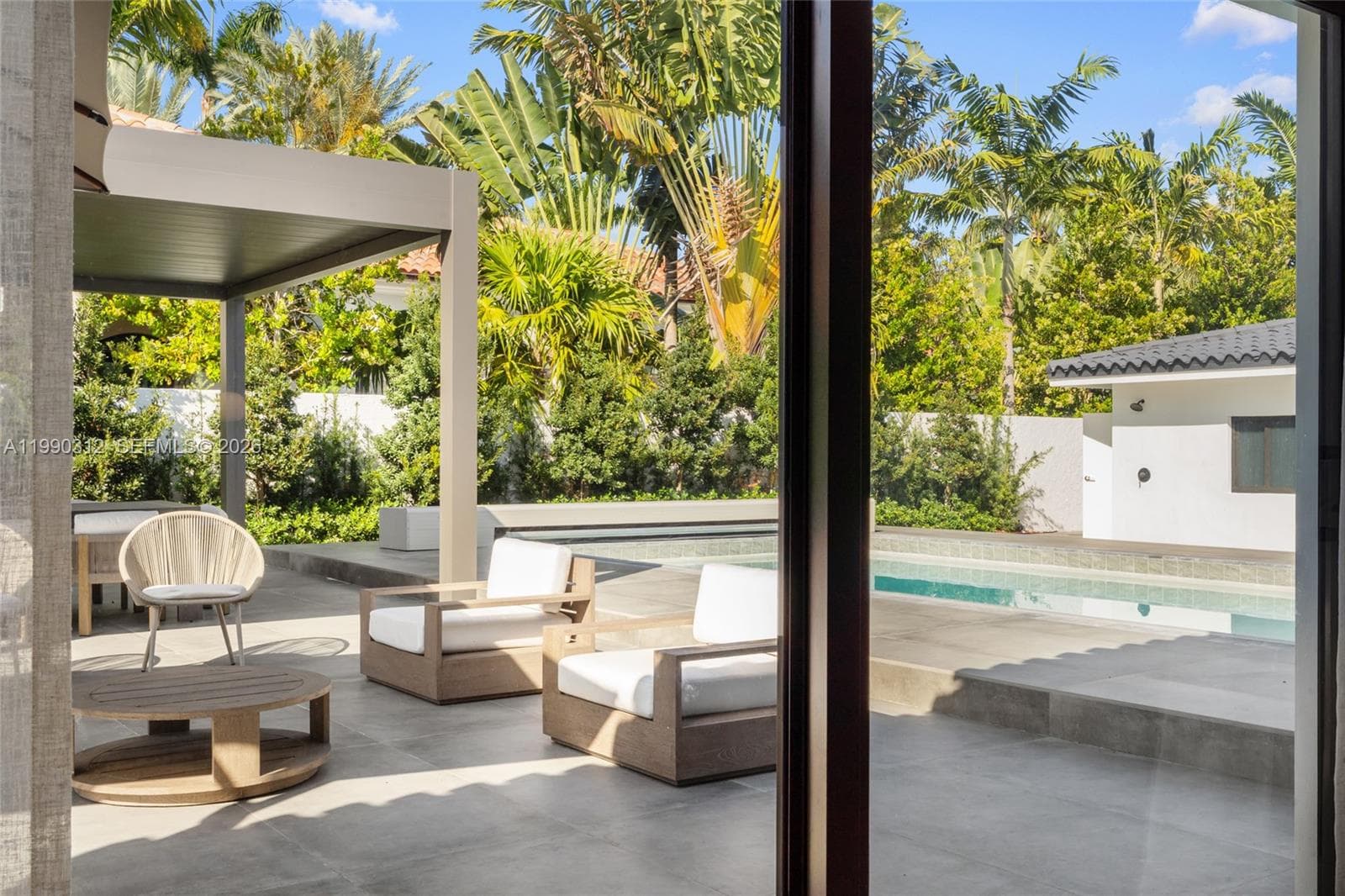 116 W 1st Ct, Miami Beach FL 33139 — 25